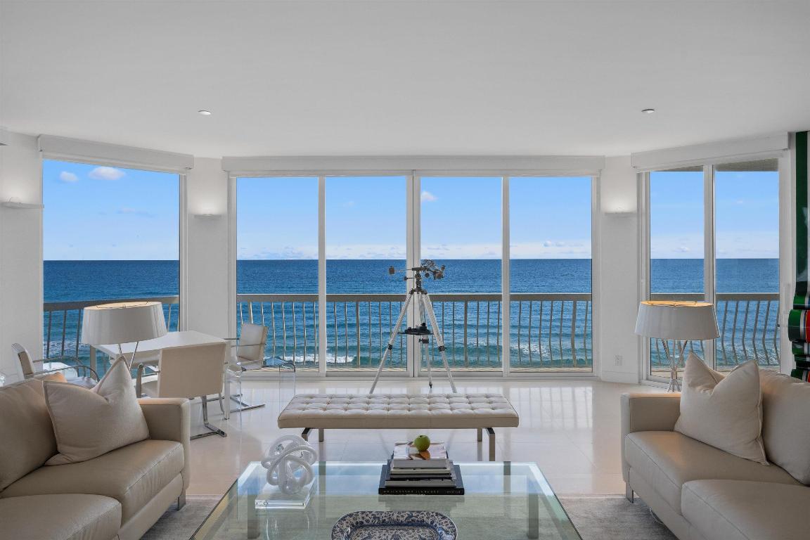 2100 COND AT SLOANS CURVE - Residential