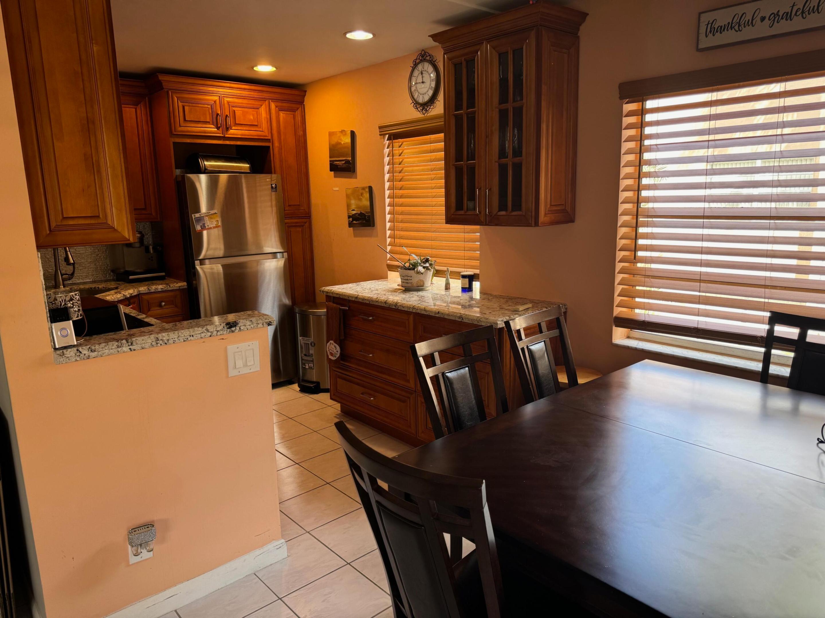 KINGS POINT BURGUNDY CONDOS - Residential