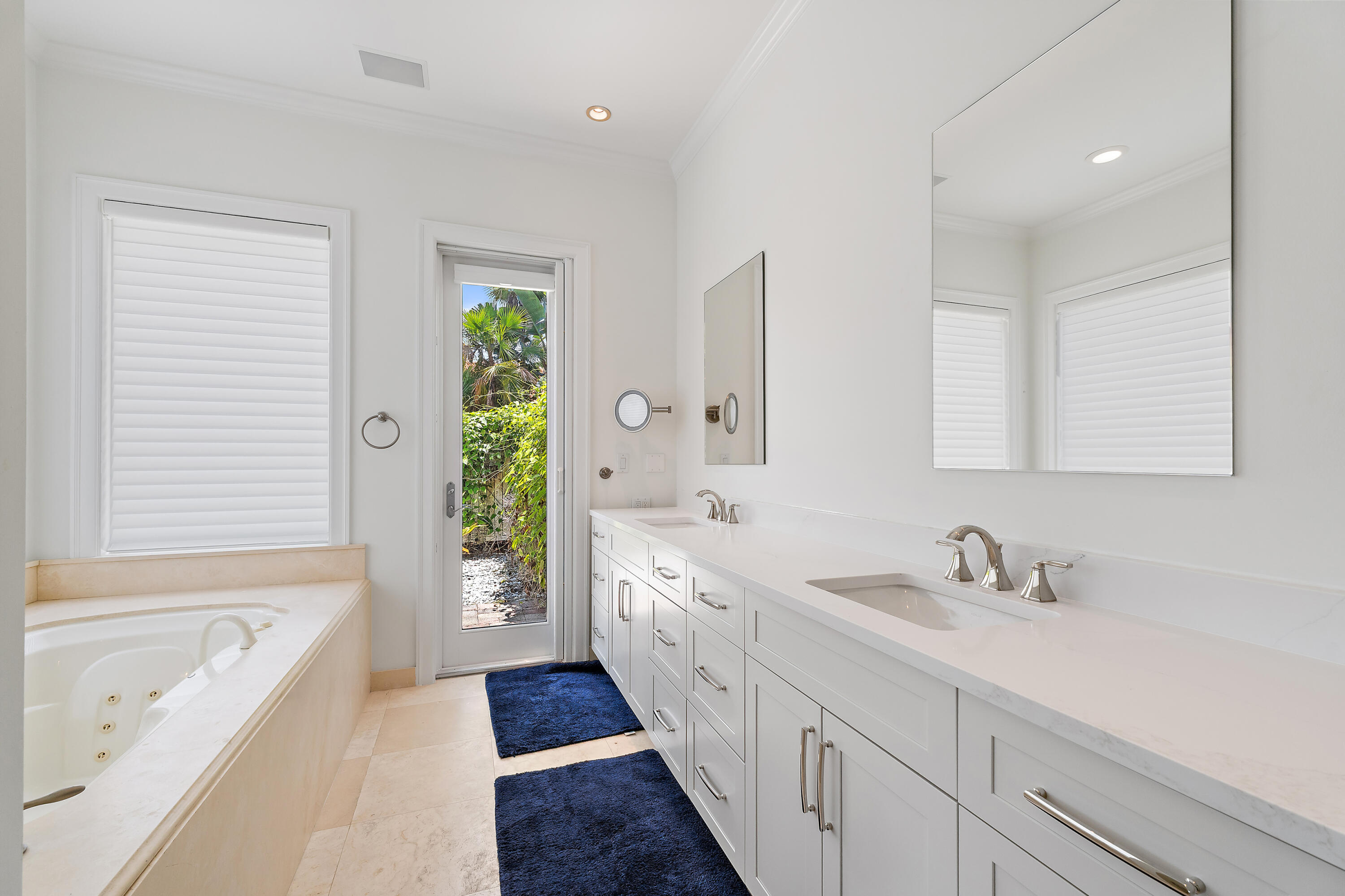 LOBLOLLY PINES - Residential
