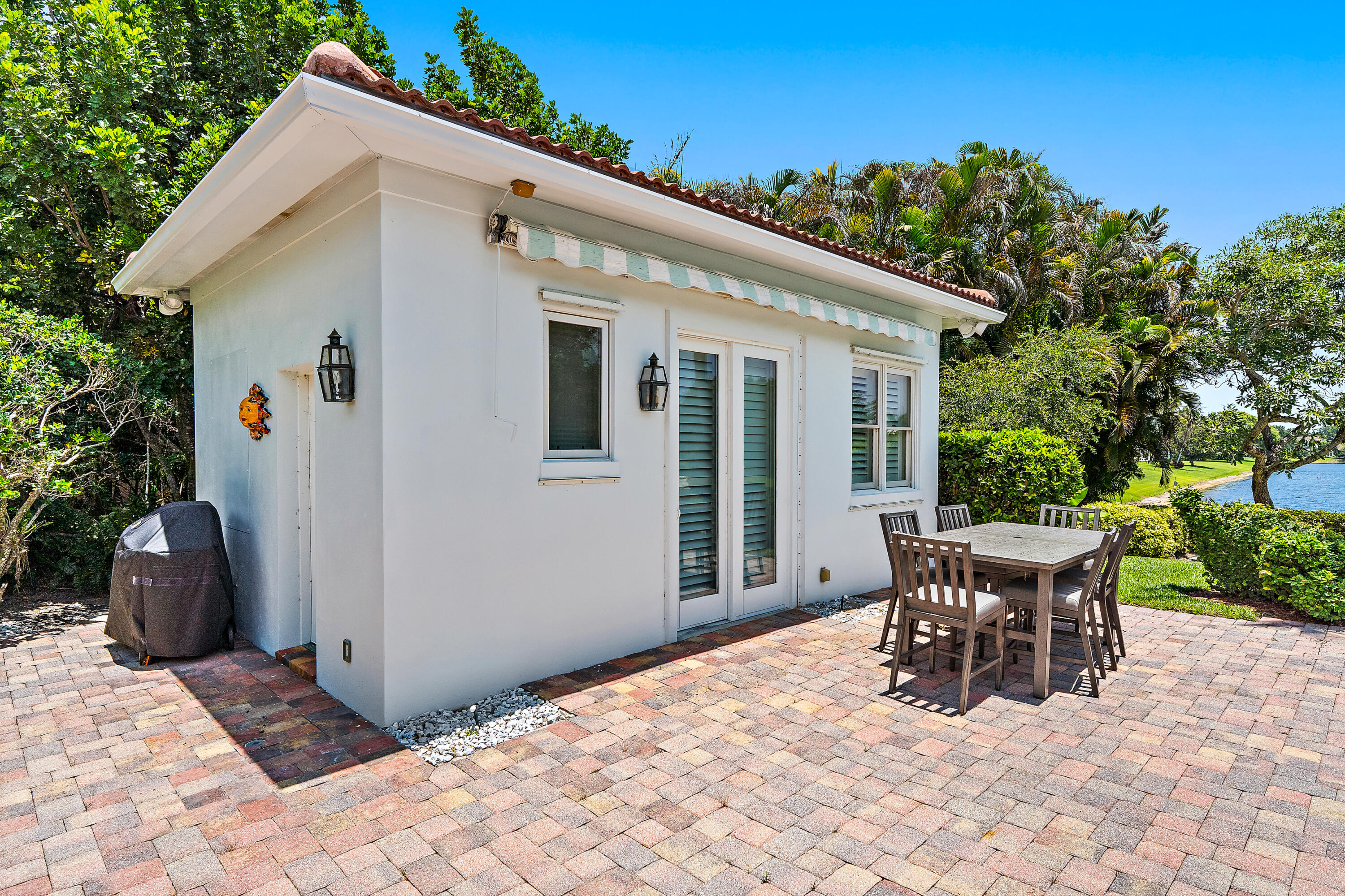 LOBLOLLY PINES - Residential
