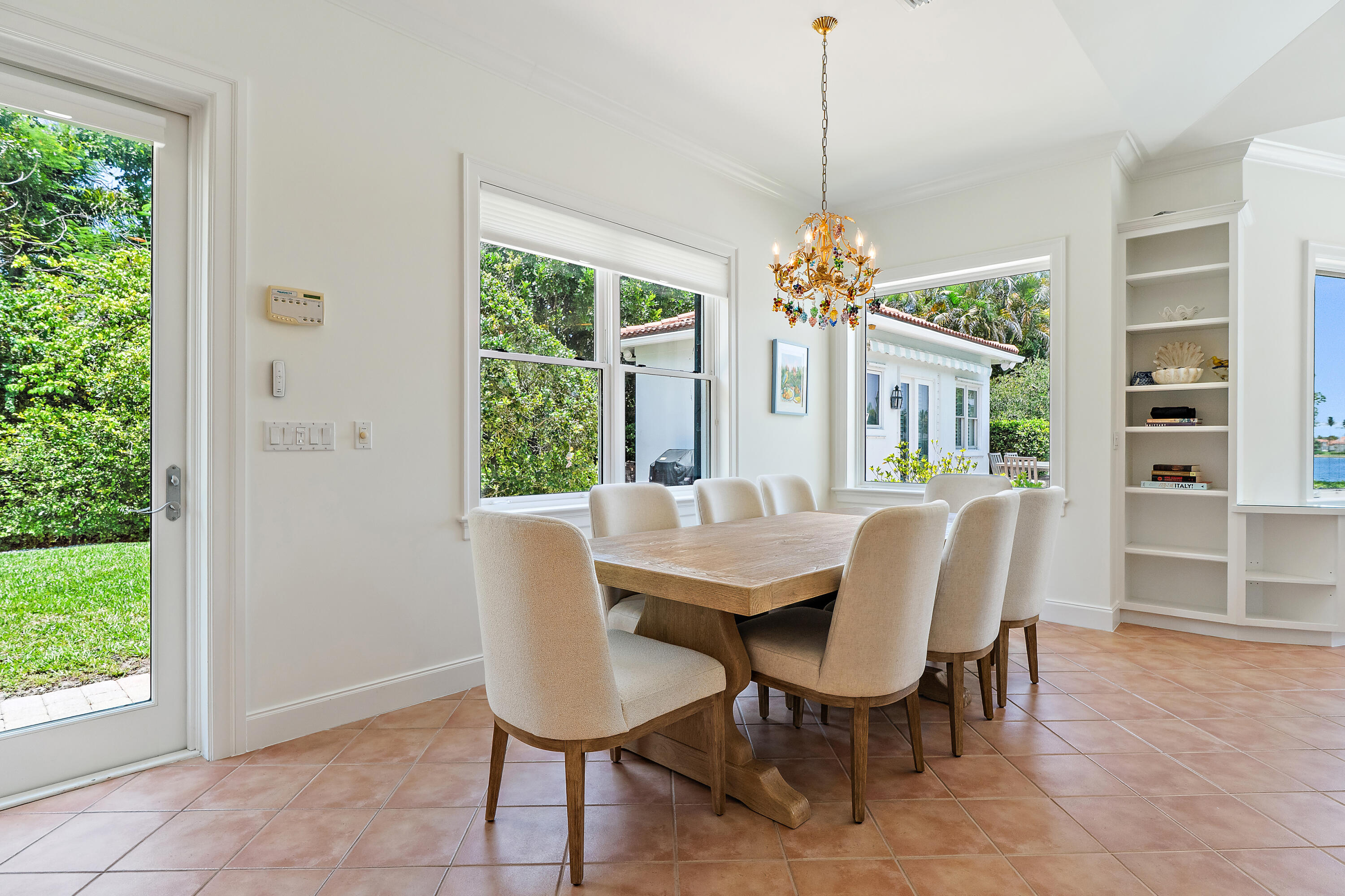 LOBLOLLY PINES - Residential