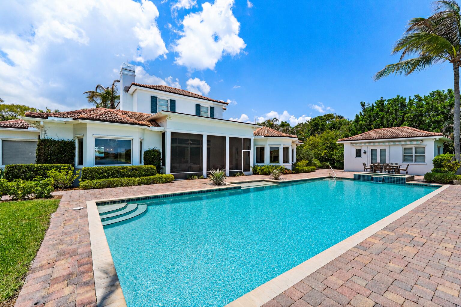 LOBLOLLY PINES - Residential