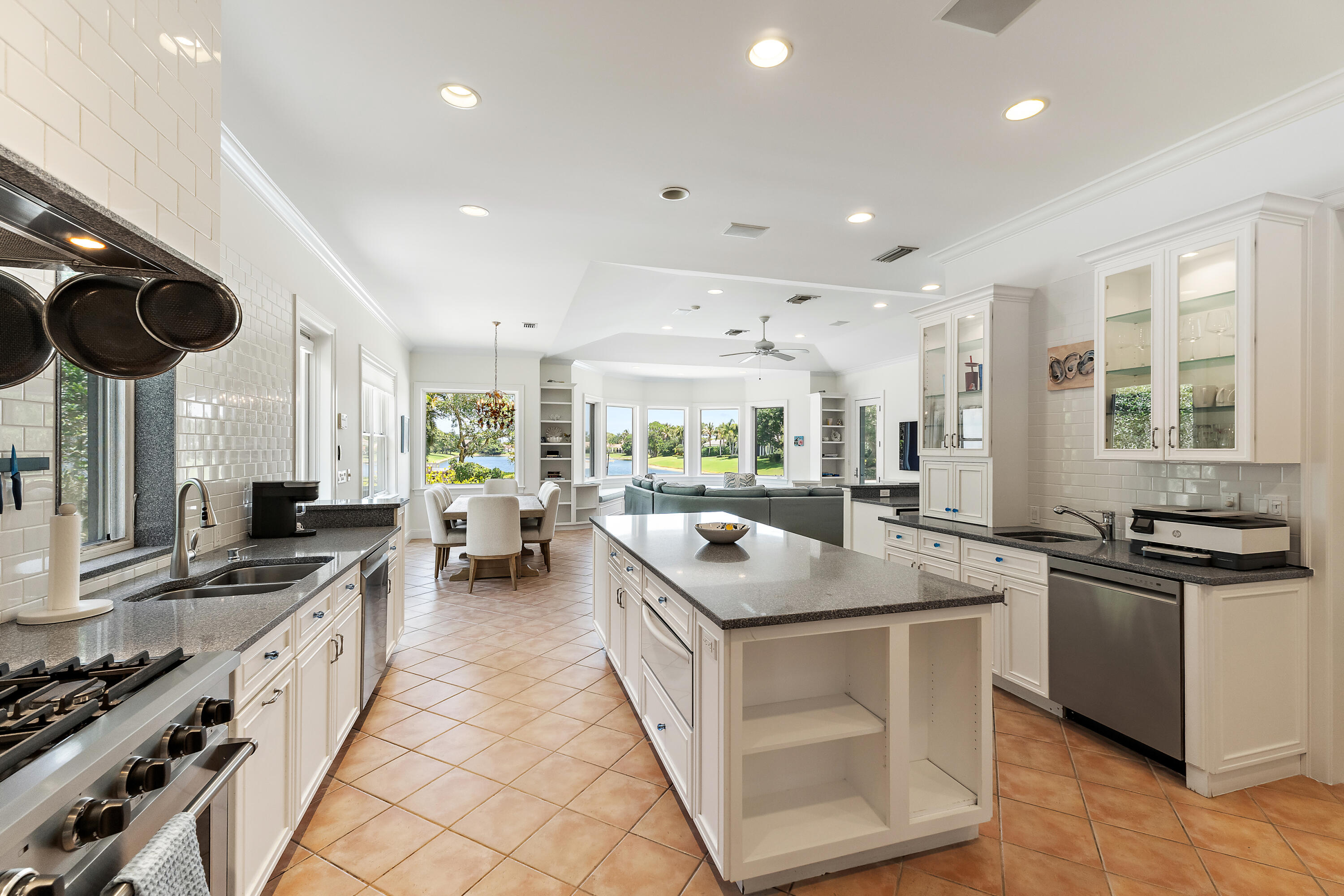 LOBLOLLY PINES - Residential