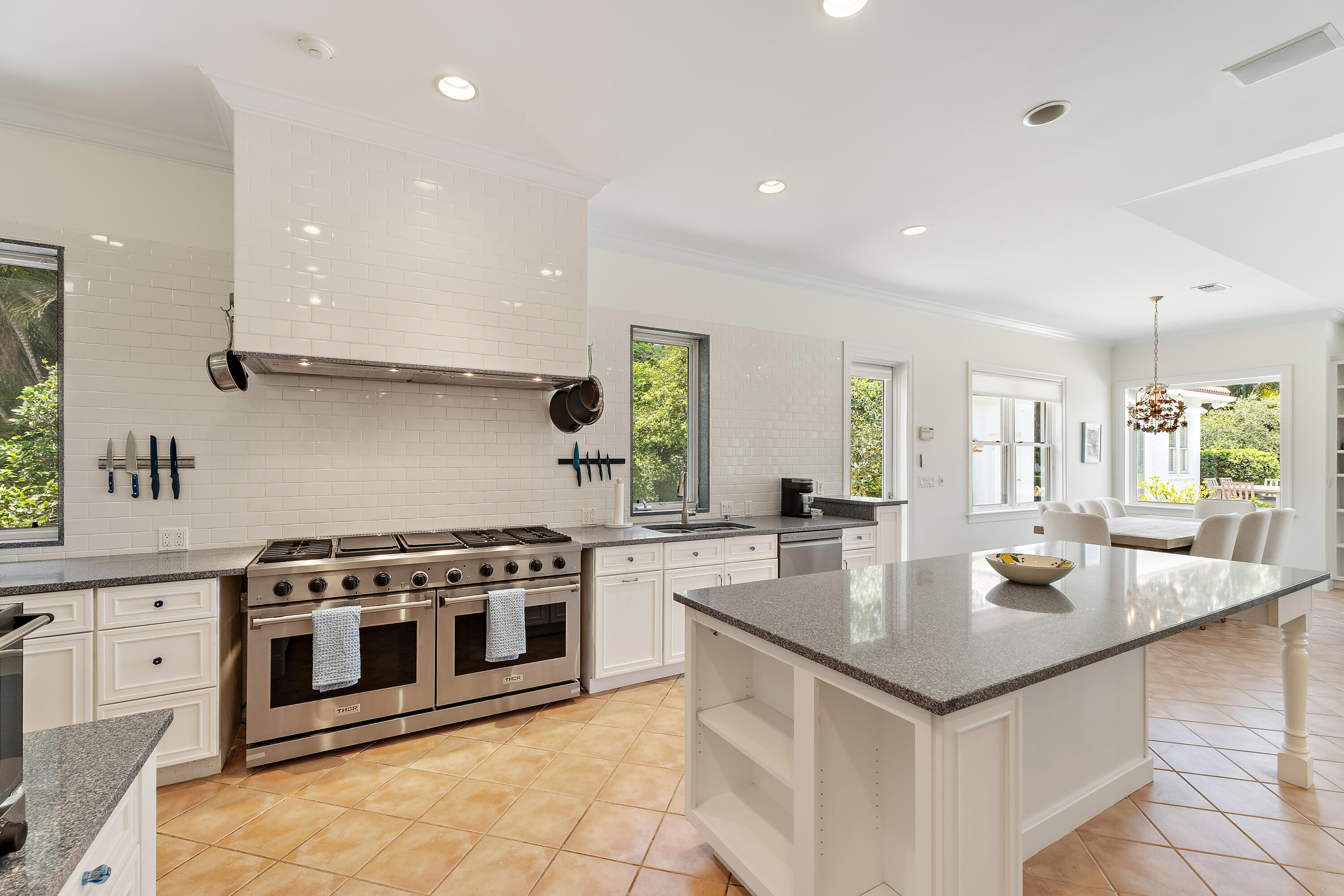 LOBLOLLY PINES - Residential