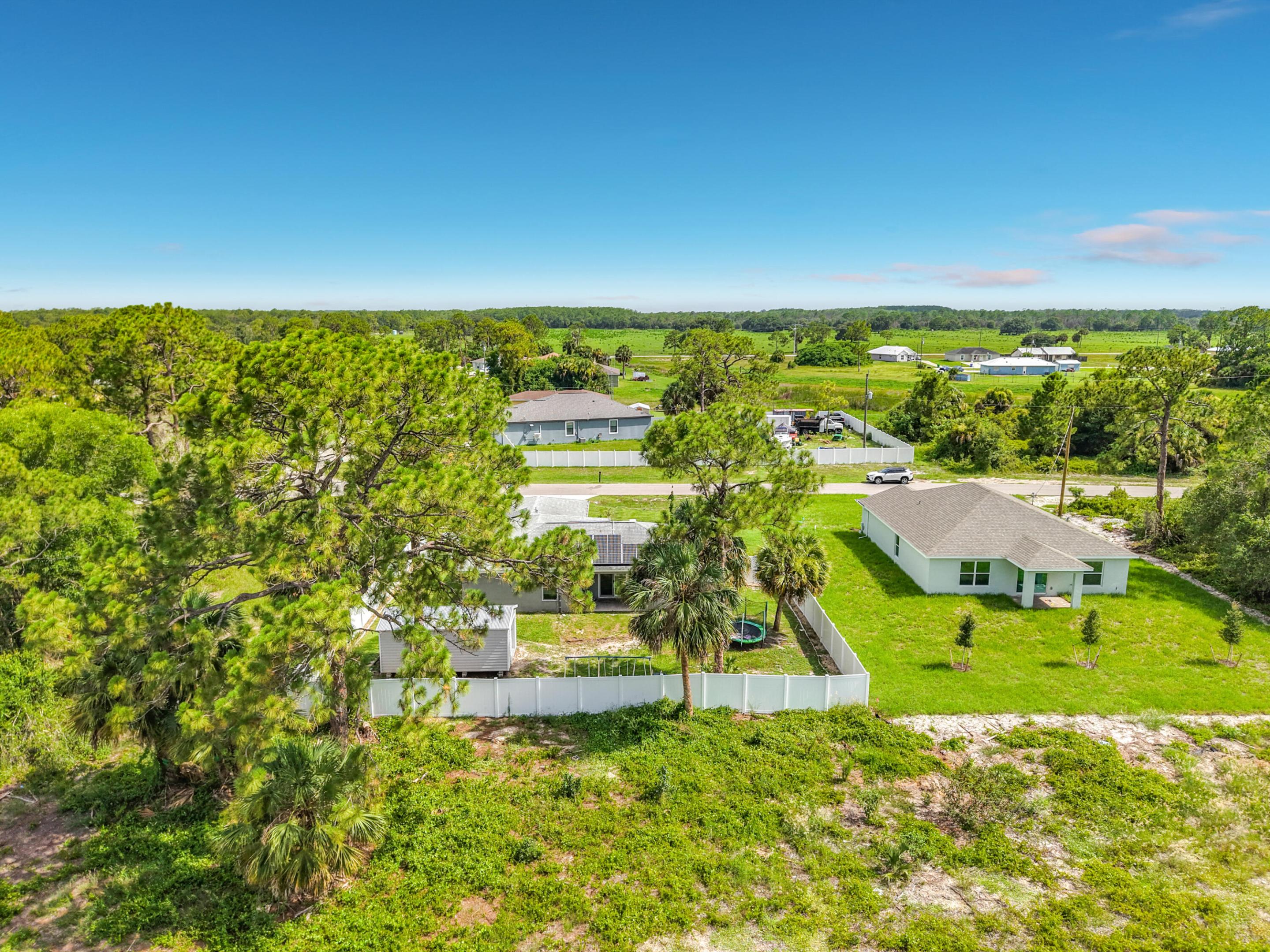 PT LABELLE UNIT 3 - Residential