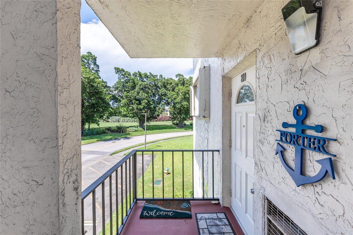 Hollybrook Golf & Tennis - Residential