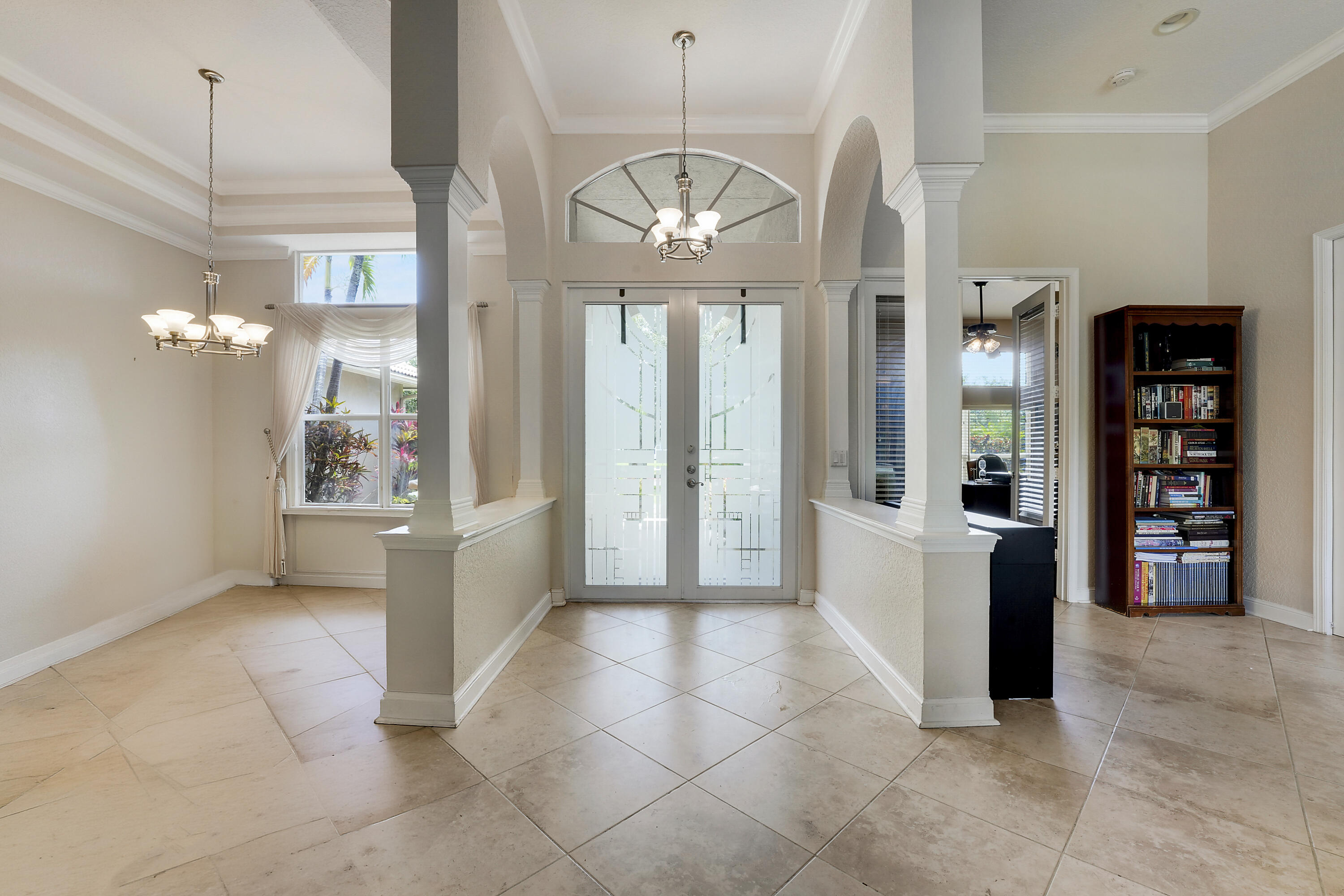 LOXAHATCHEE LAKES - Residential