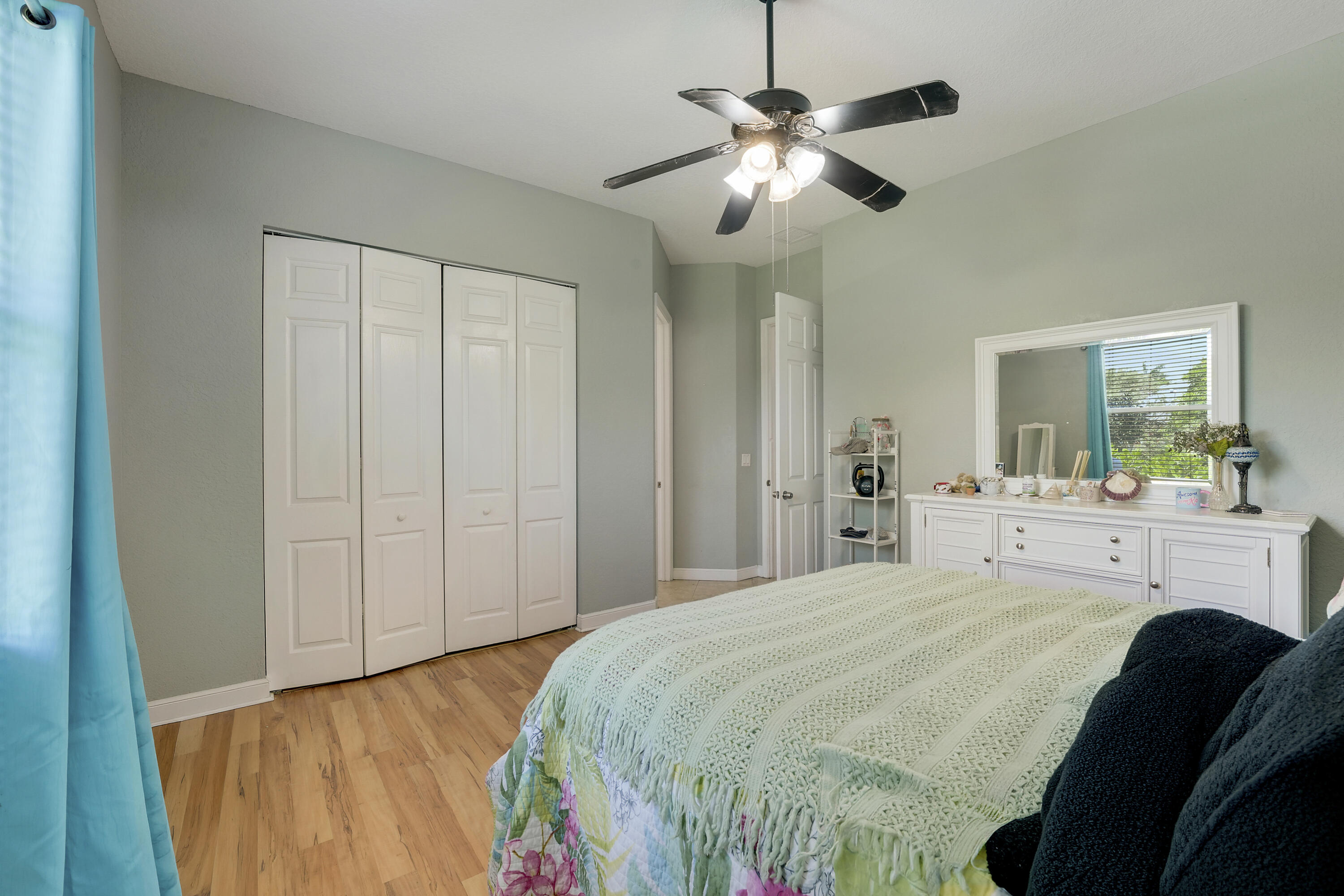 LOXAHATCHEE LAKES - Residential