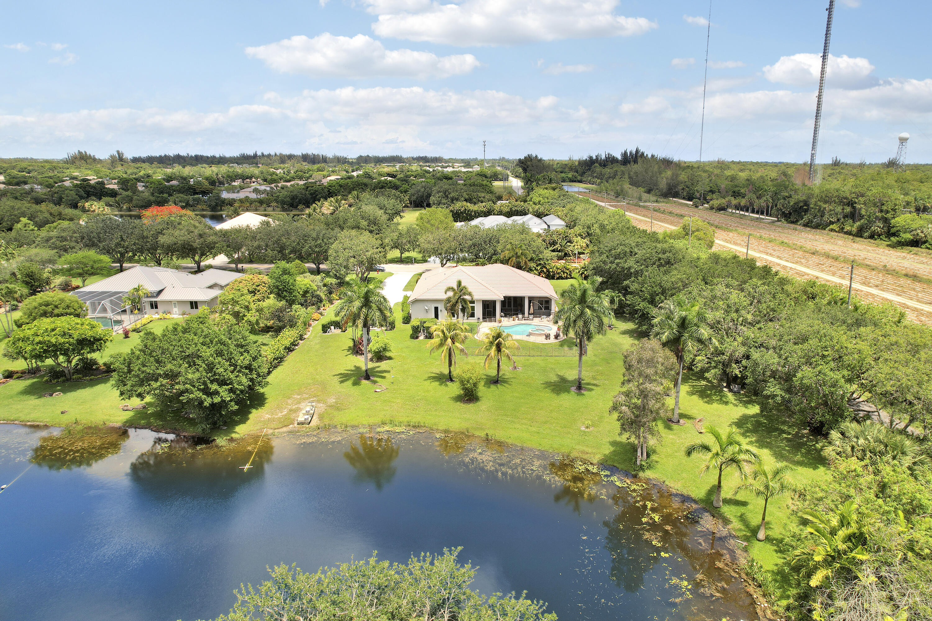 LOXAHATCHEE LAKES - Residential