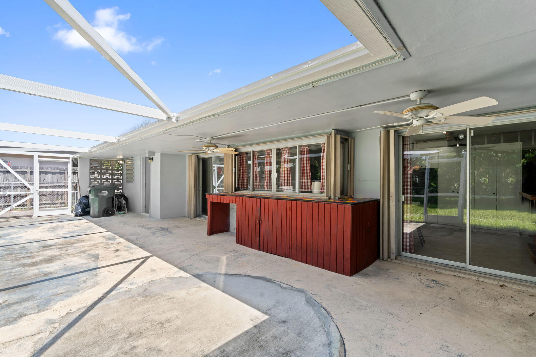 HIGHLAND LAKES SEC 4 - Residential