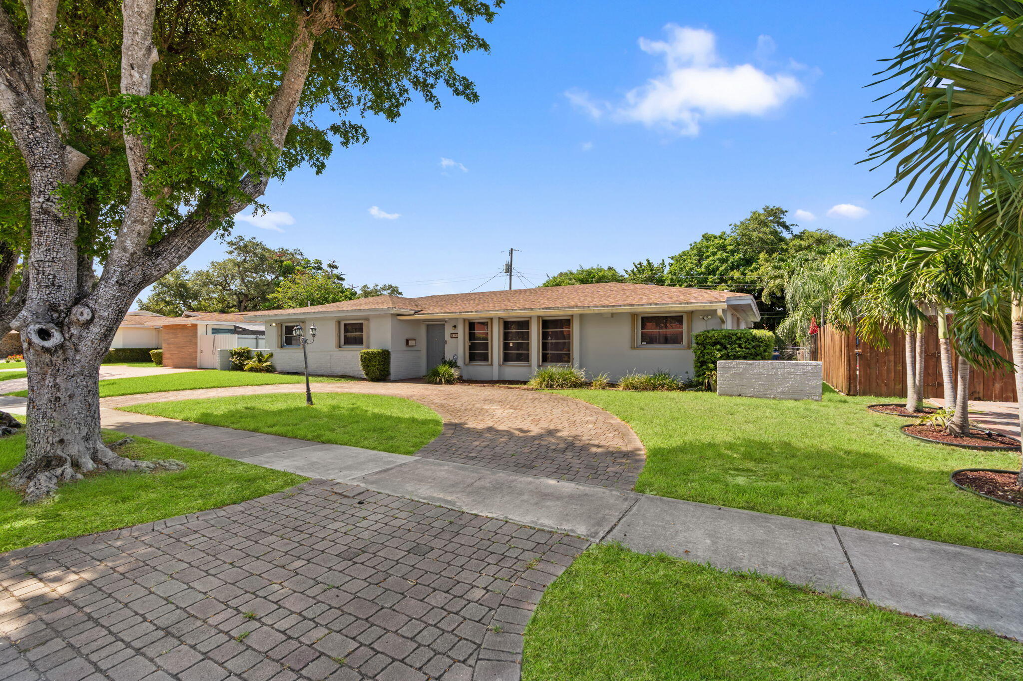 HIGHLAND LAKES SEC 4 - Residential
