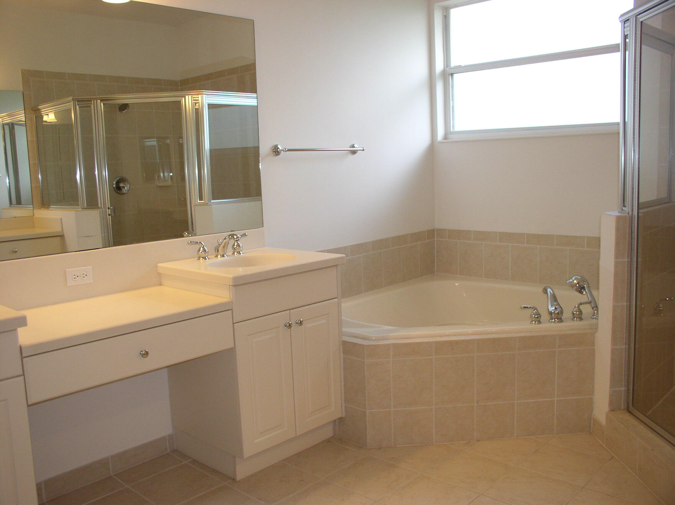 THIRD REPLAT OF PORTOFINO ISLES - Residential