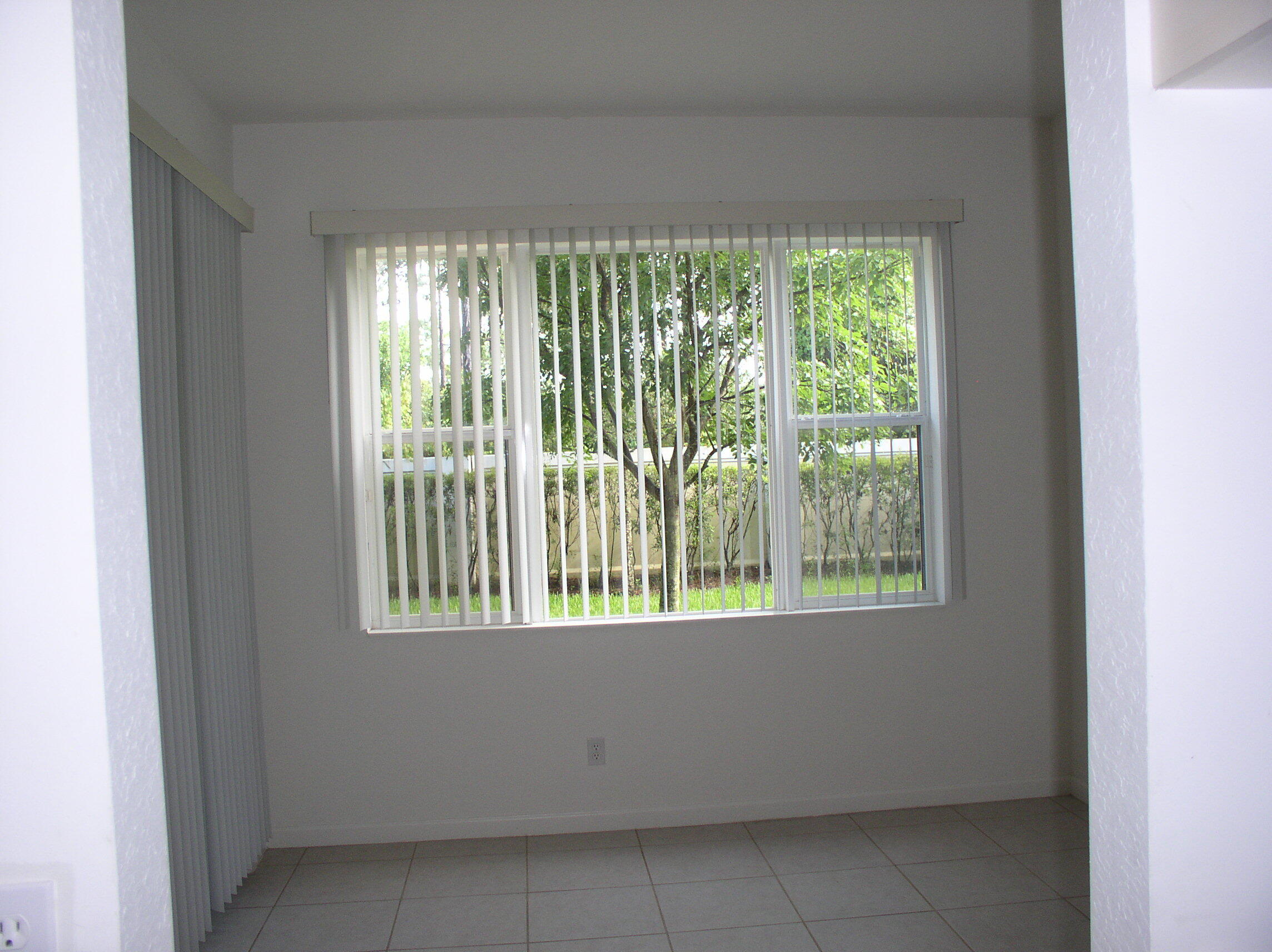 THIRD REPLAT OF PORTOFINO ISLES - Residential