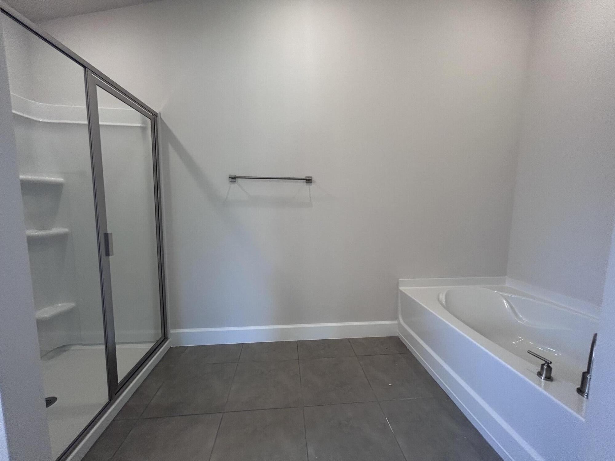 WATERSTONE PHASE THREE - Residential
