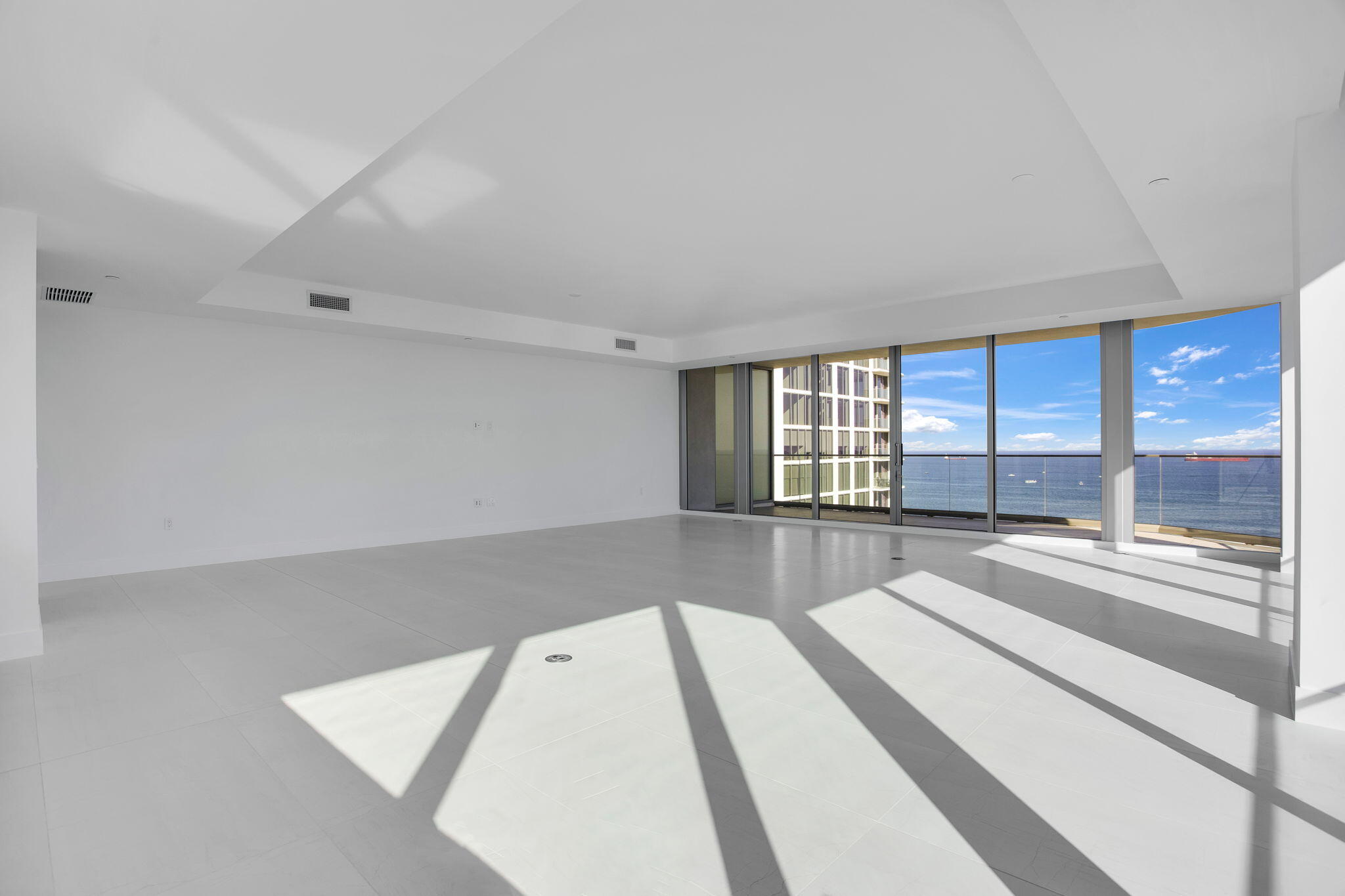 Selene Oceanfront Residences - Residential