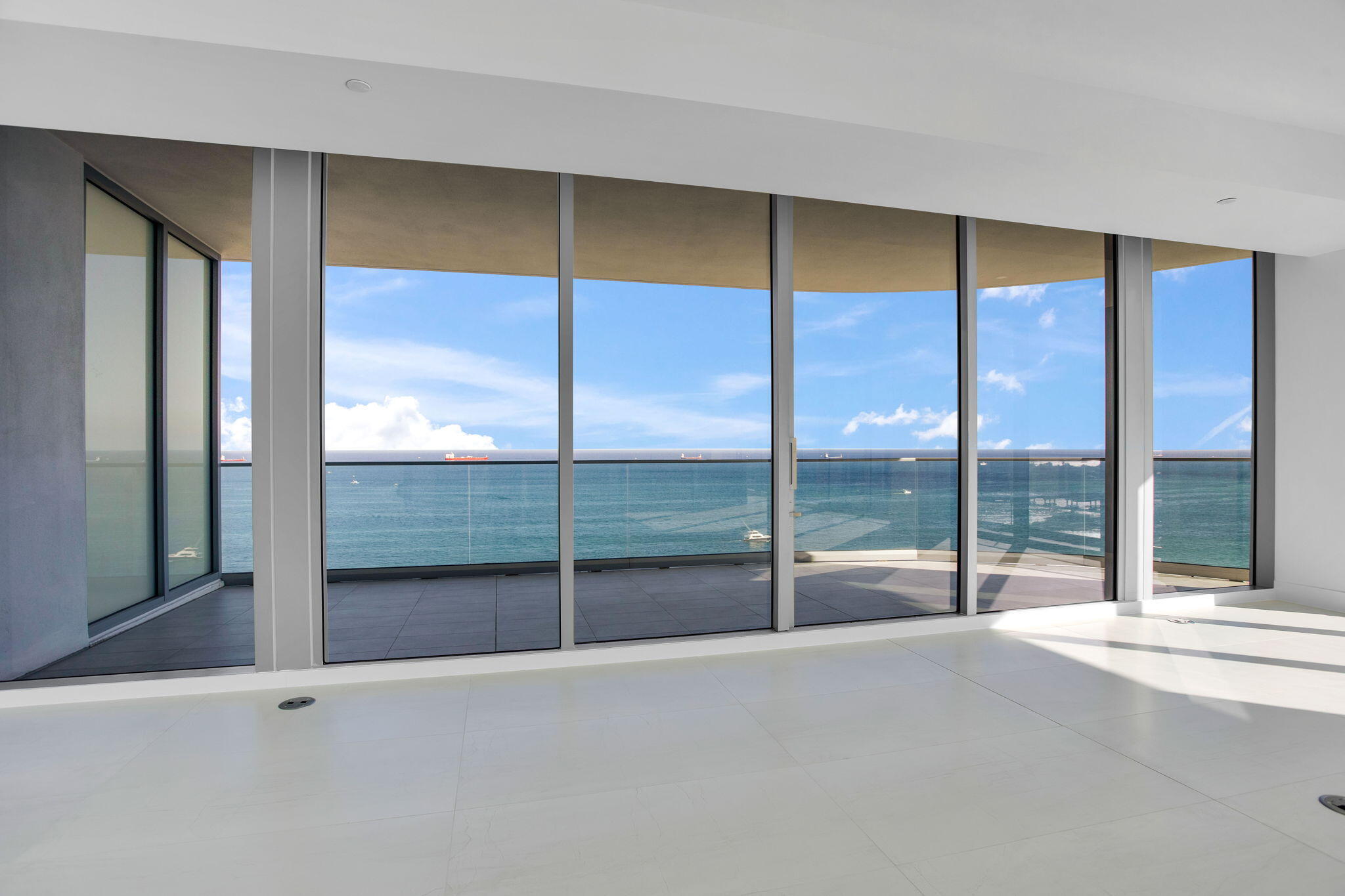 Selene Oceanfront Residences - Residential