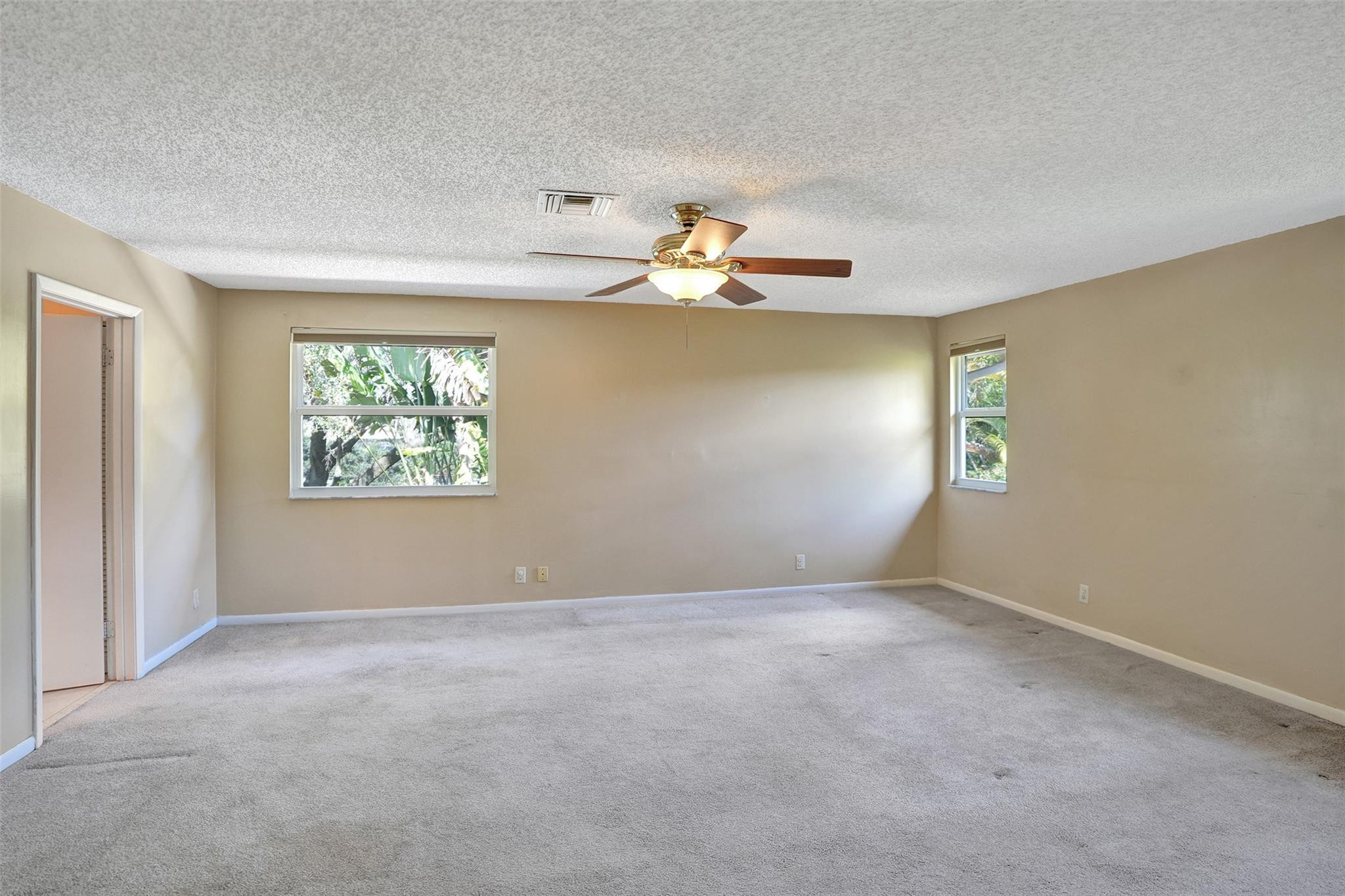 Embassy Lakes Ph II 141-4 - Residential