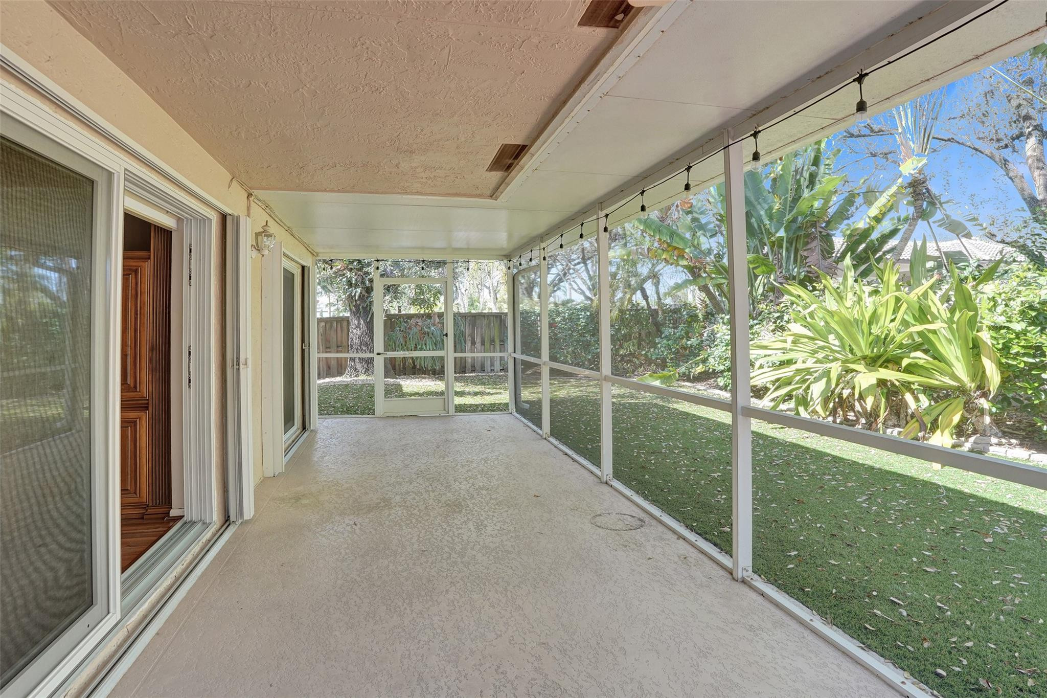 Embassy Lakes Ph II 141-4 - Residential