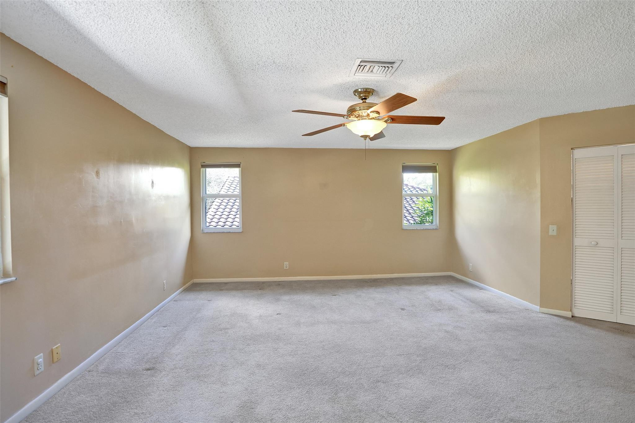 Embassy Lakes Ph II 141-4 - Residential