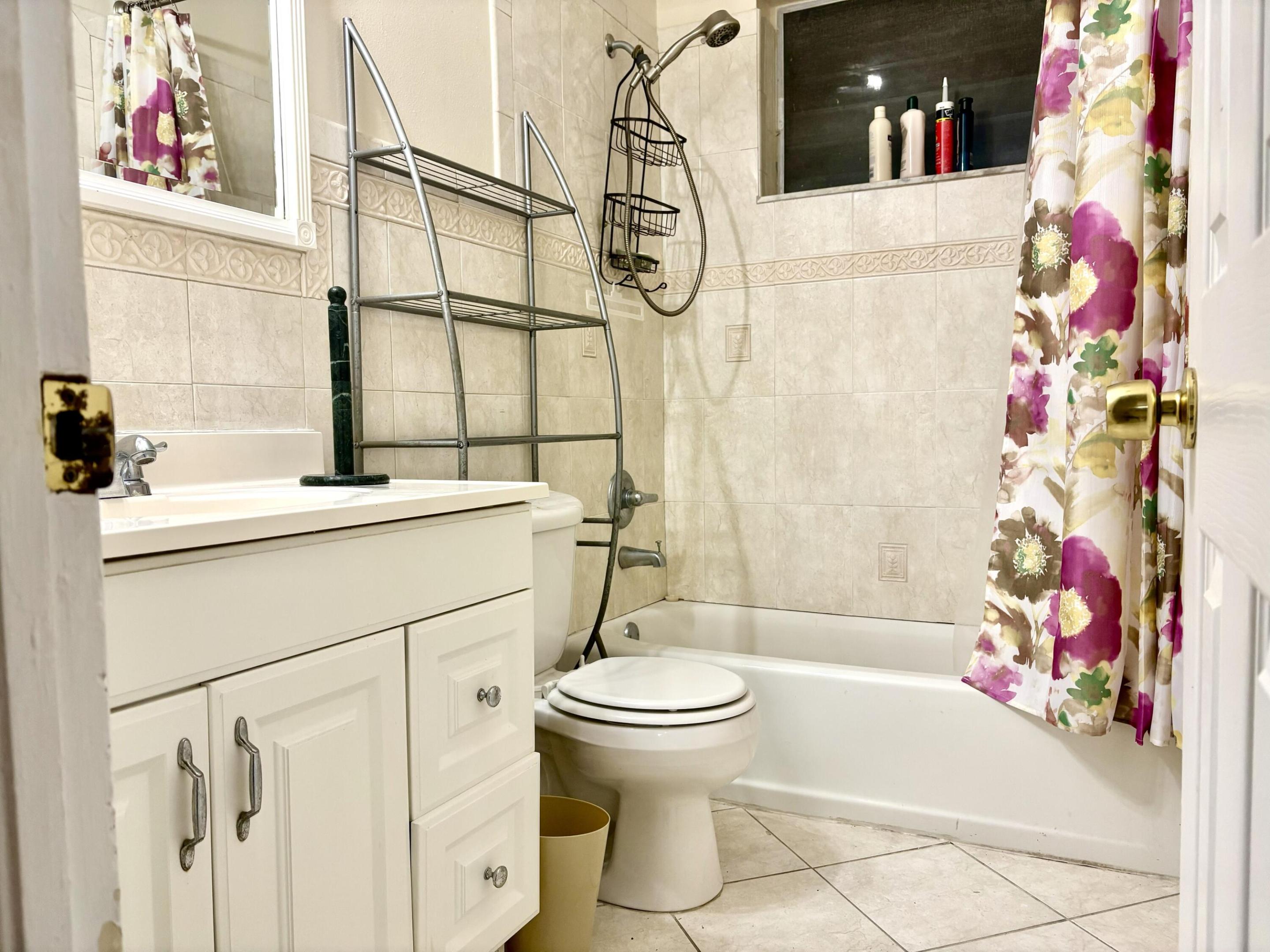 PLANTATION SUNRISE HEIGHTS 1ST - Residential