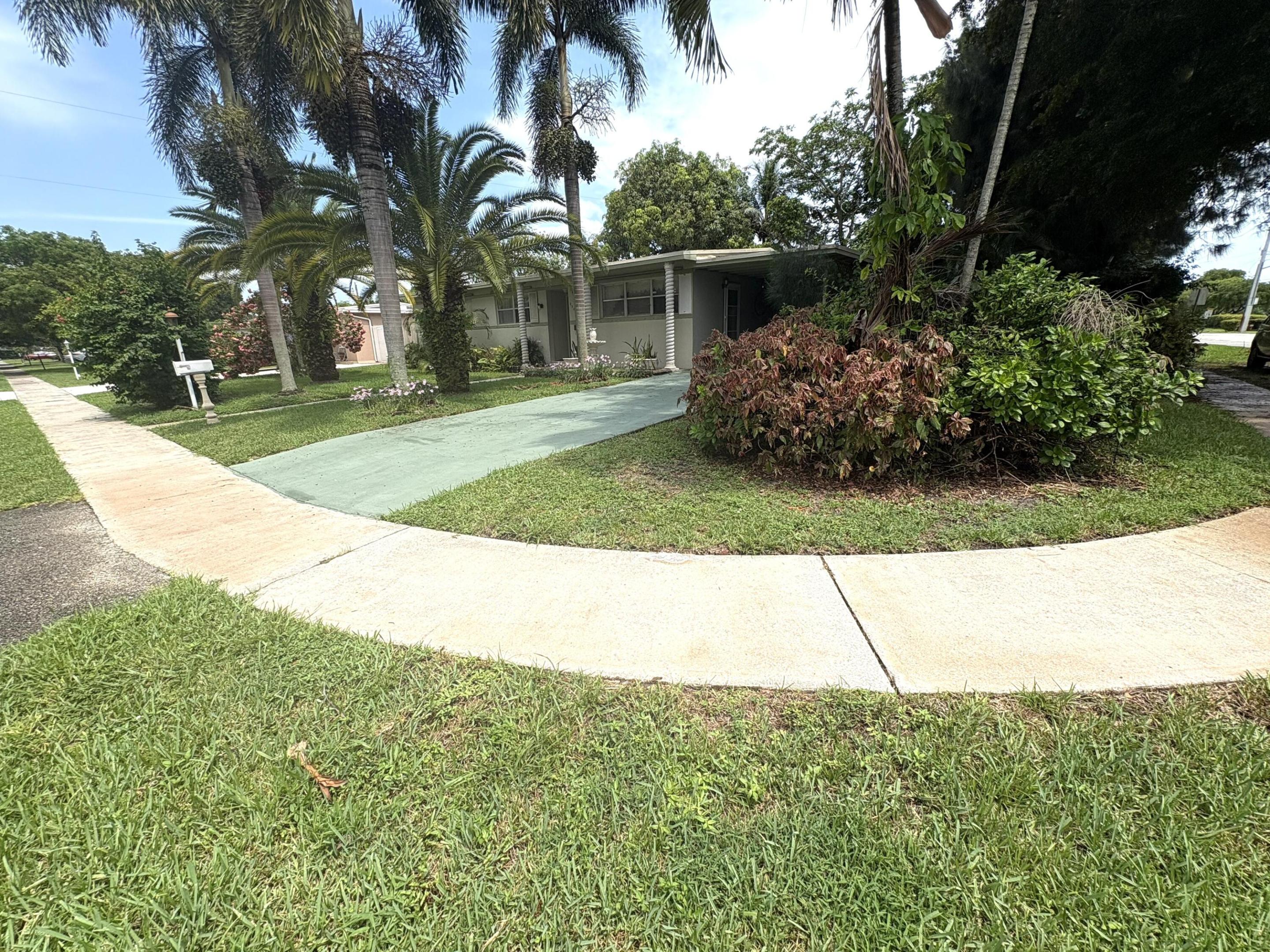 PLANTATION SUNRISE HEIGHTS 1ST - Residential