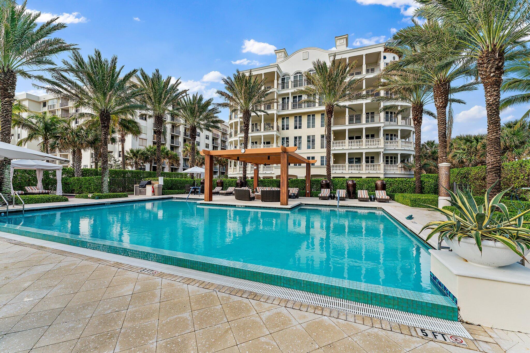 DOLCE VITA CONDO - Residential
