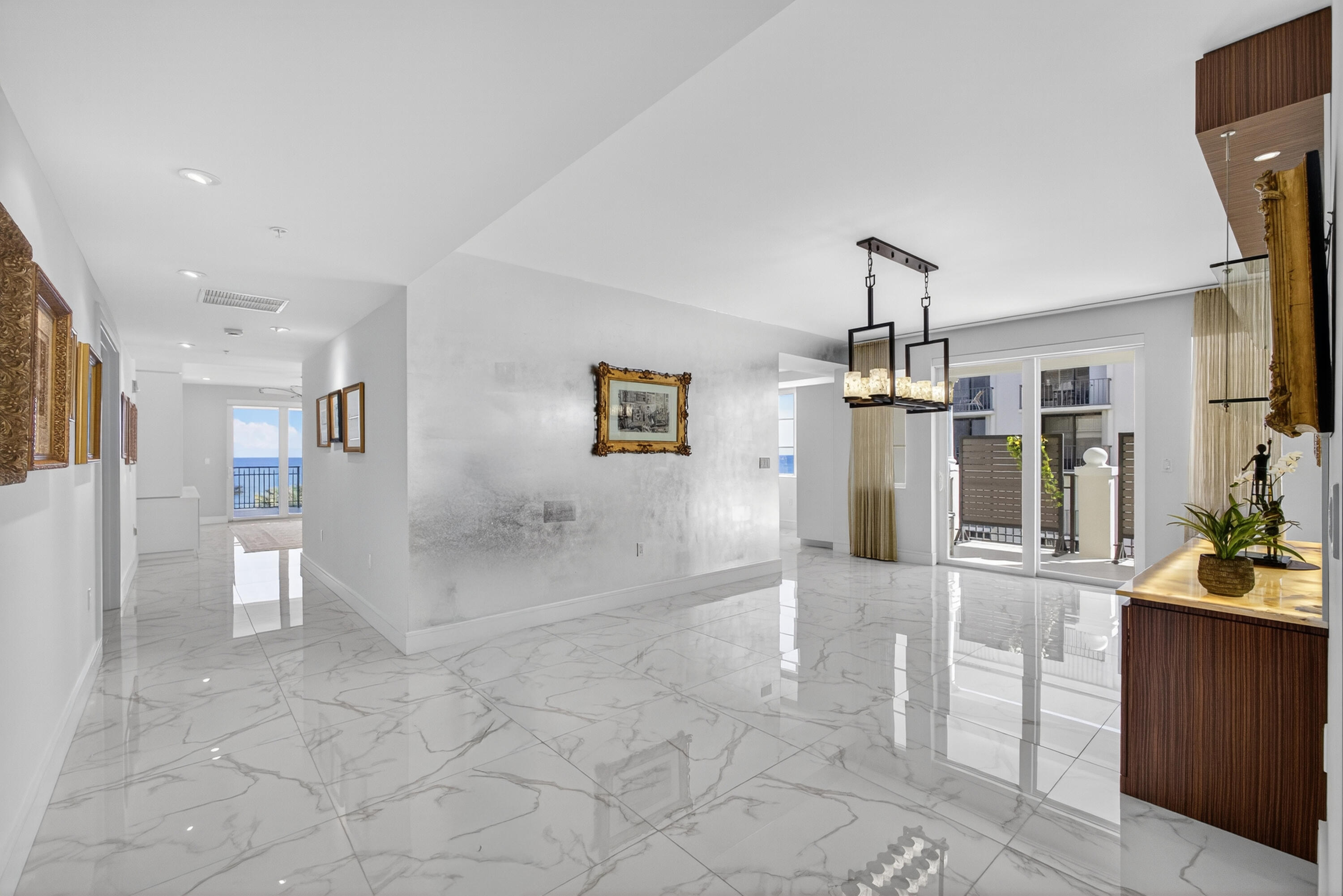 DOLCE VITA CONDO - Residential