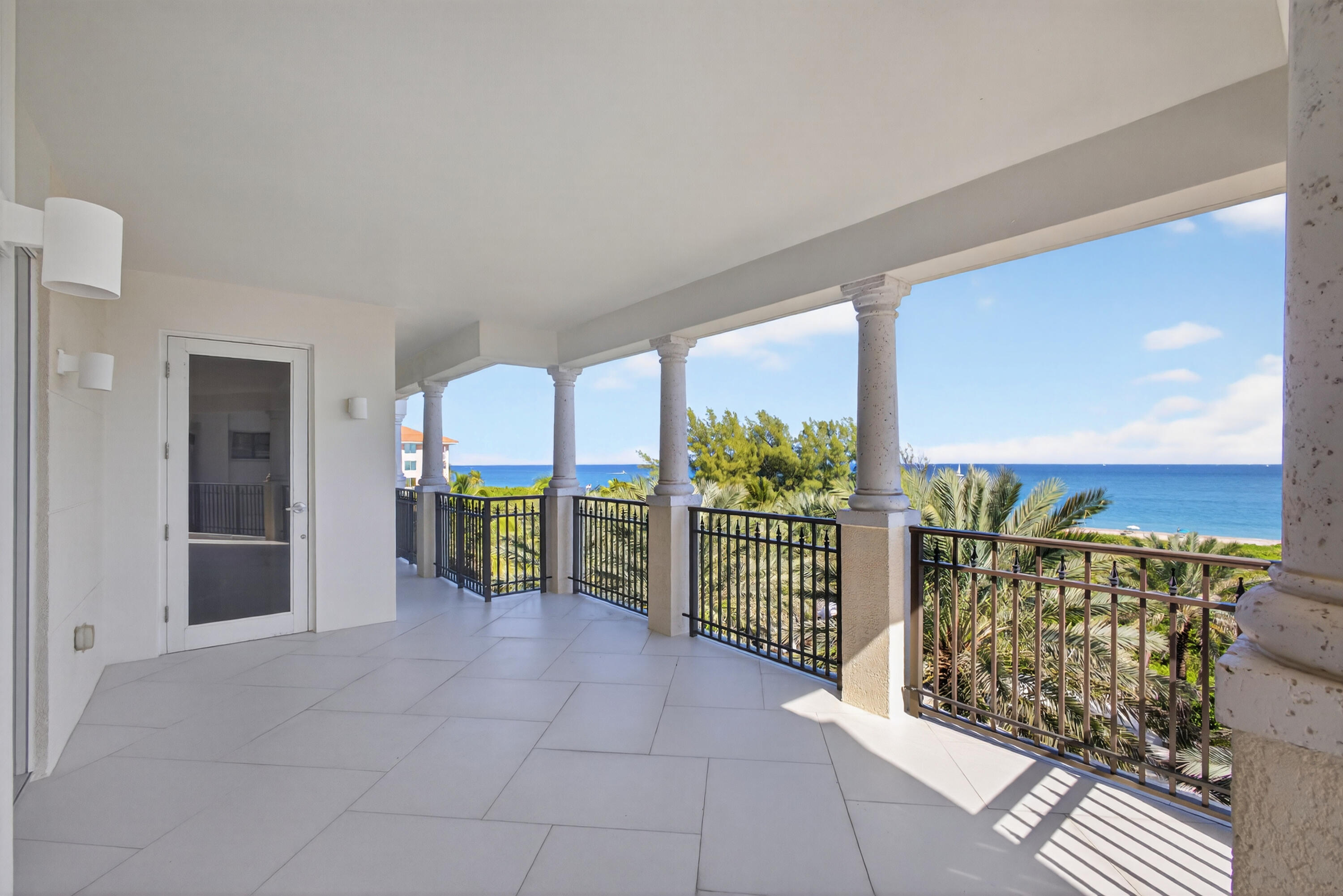 DOLCE VITA CONDO - Residential