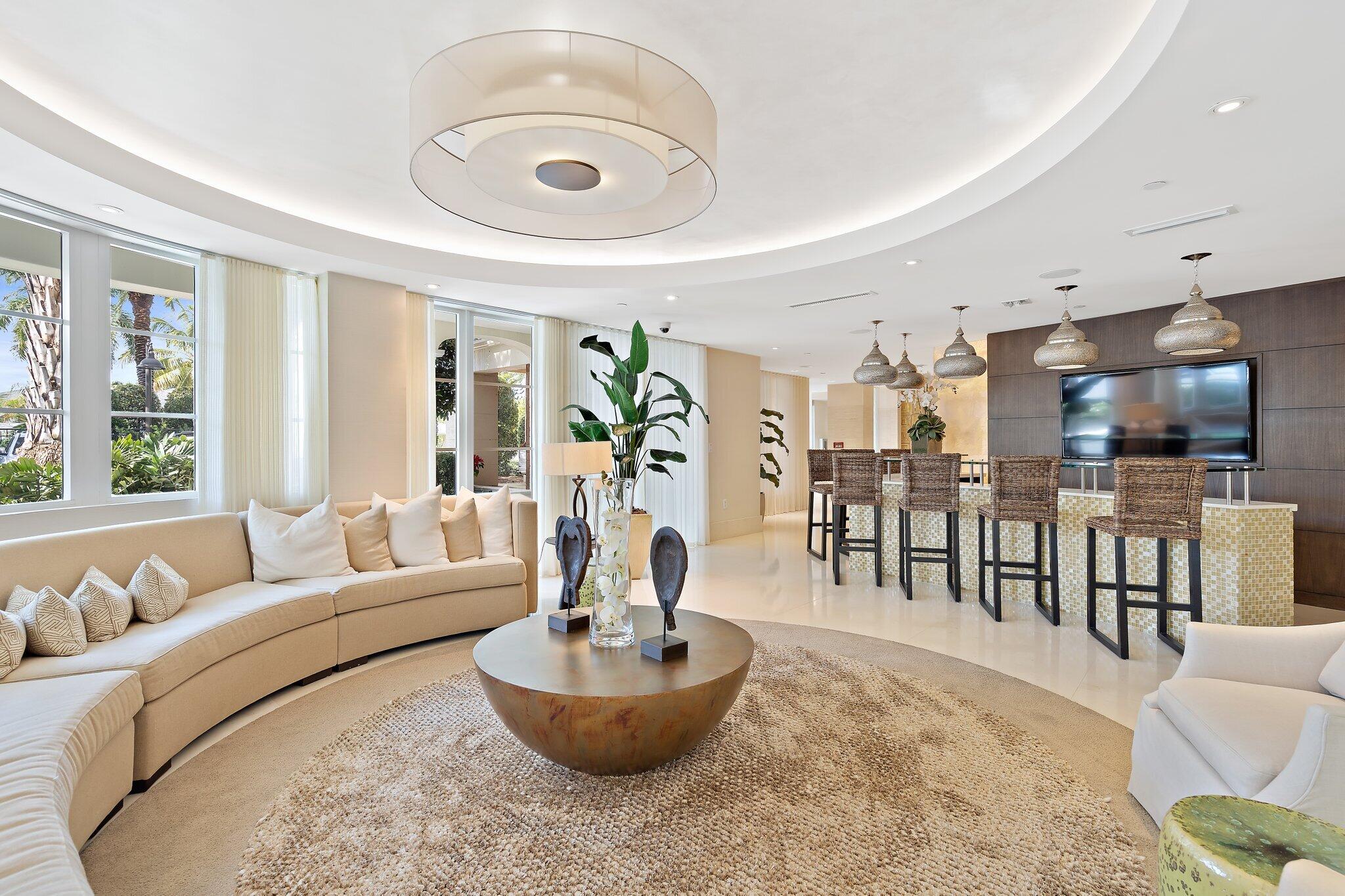 DOLCE VITA CONDO - Residential