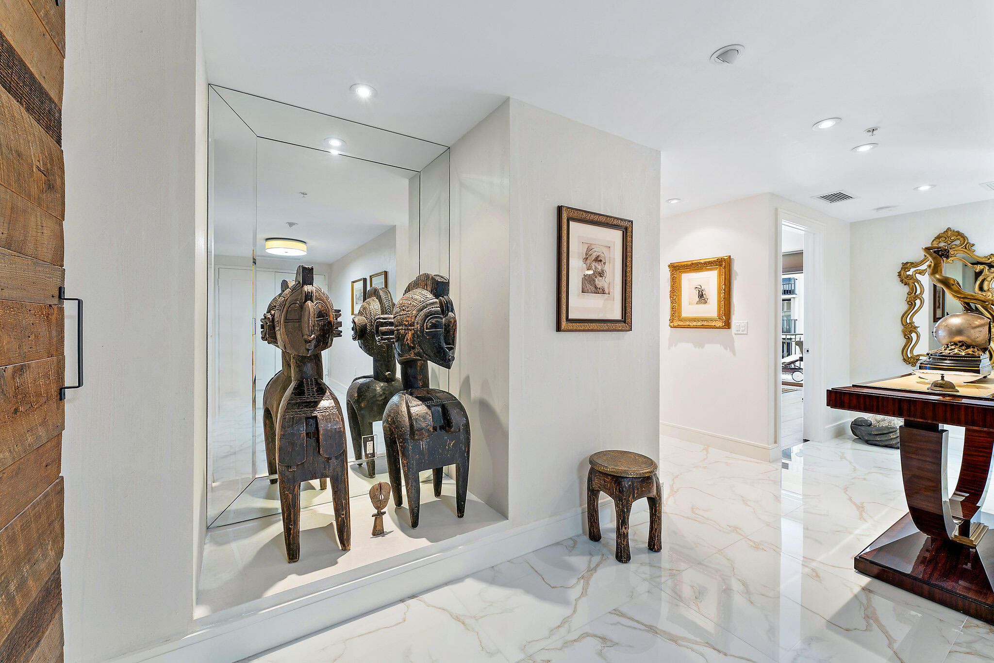 DOLCE VITA CONDO - Residential
