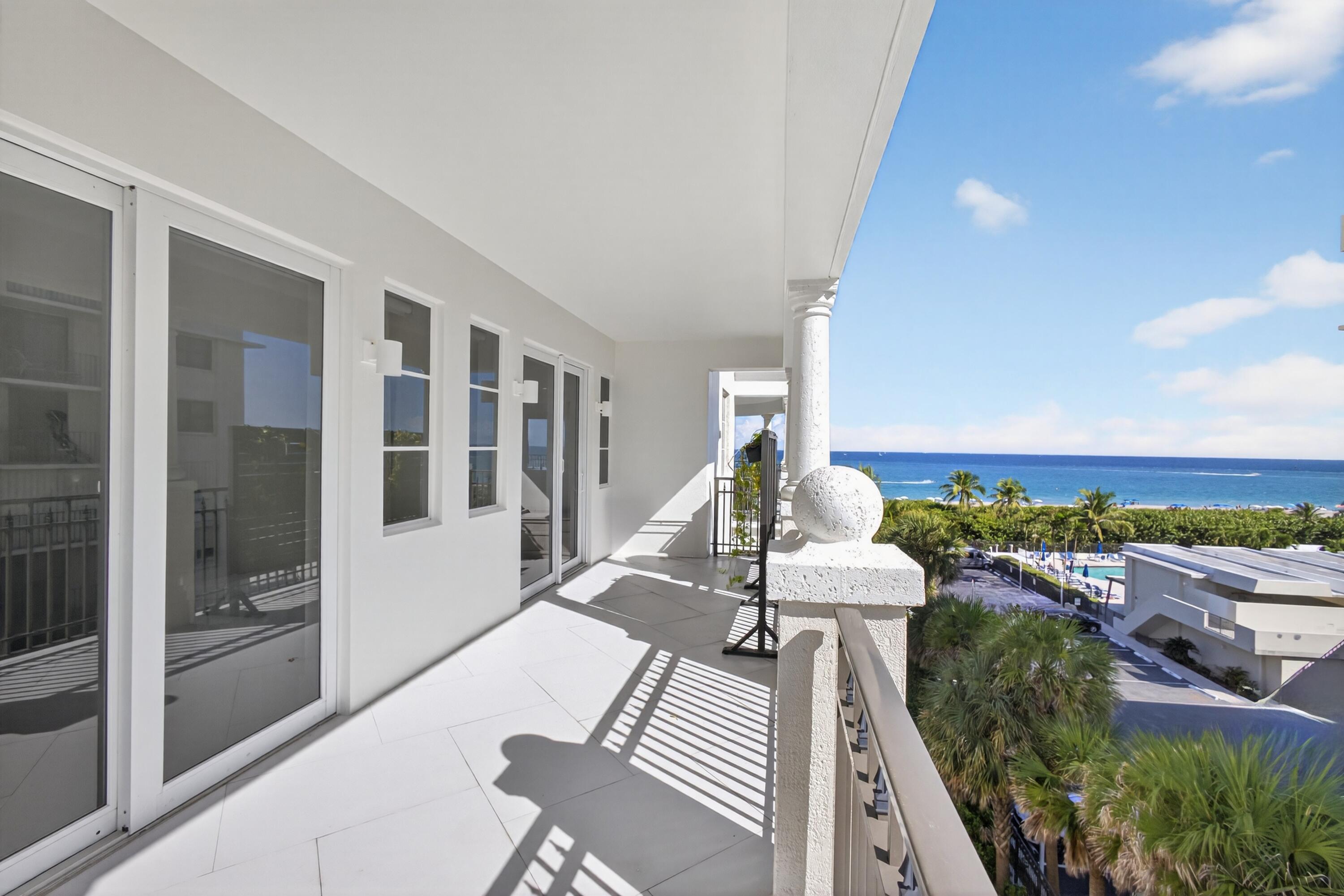 DOLCE VITA CONDO - Residential