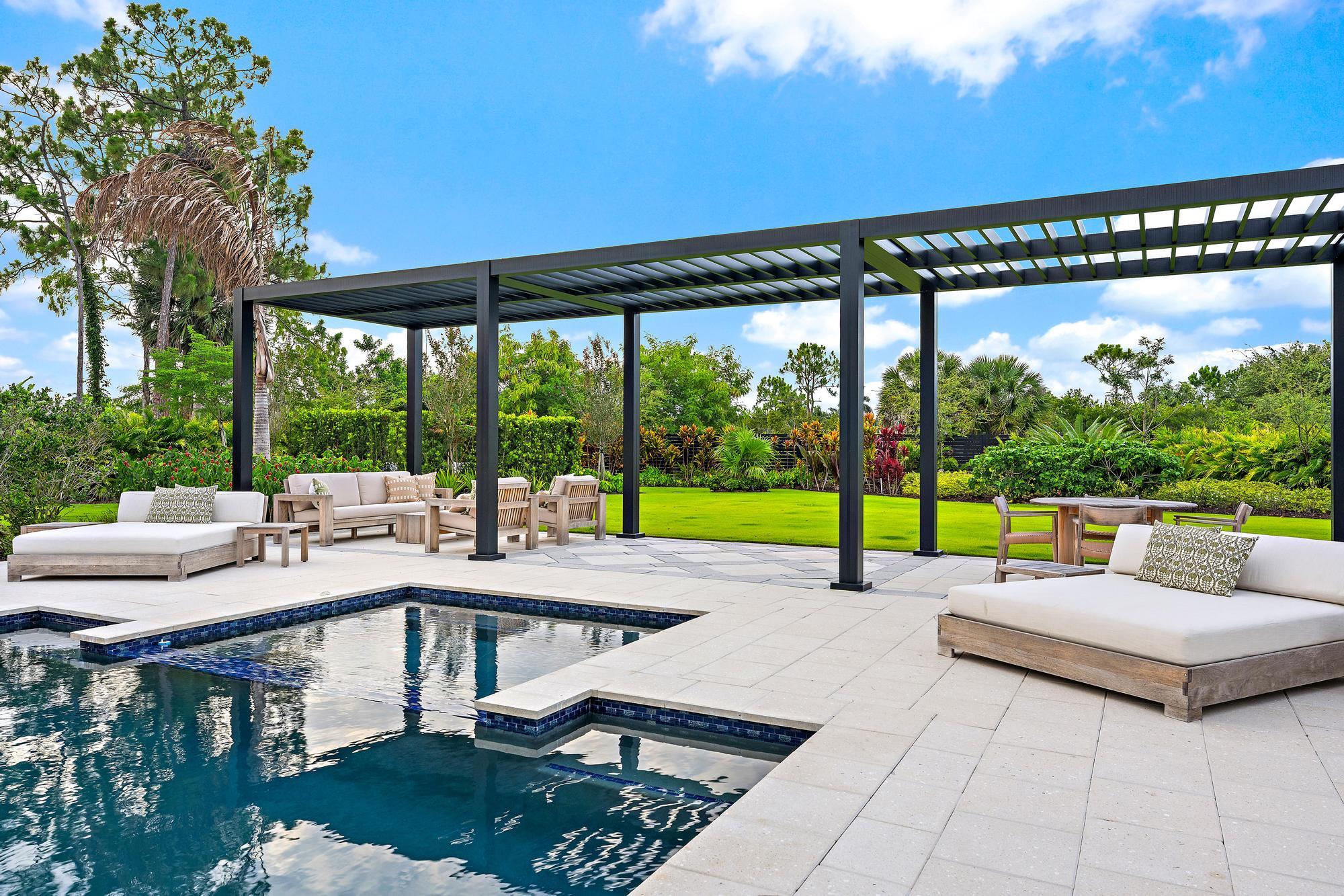 IBIS GOLF AND COUNTRY CLUB - Residential