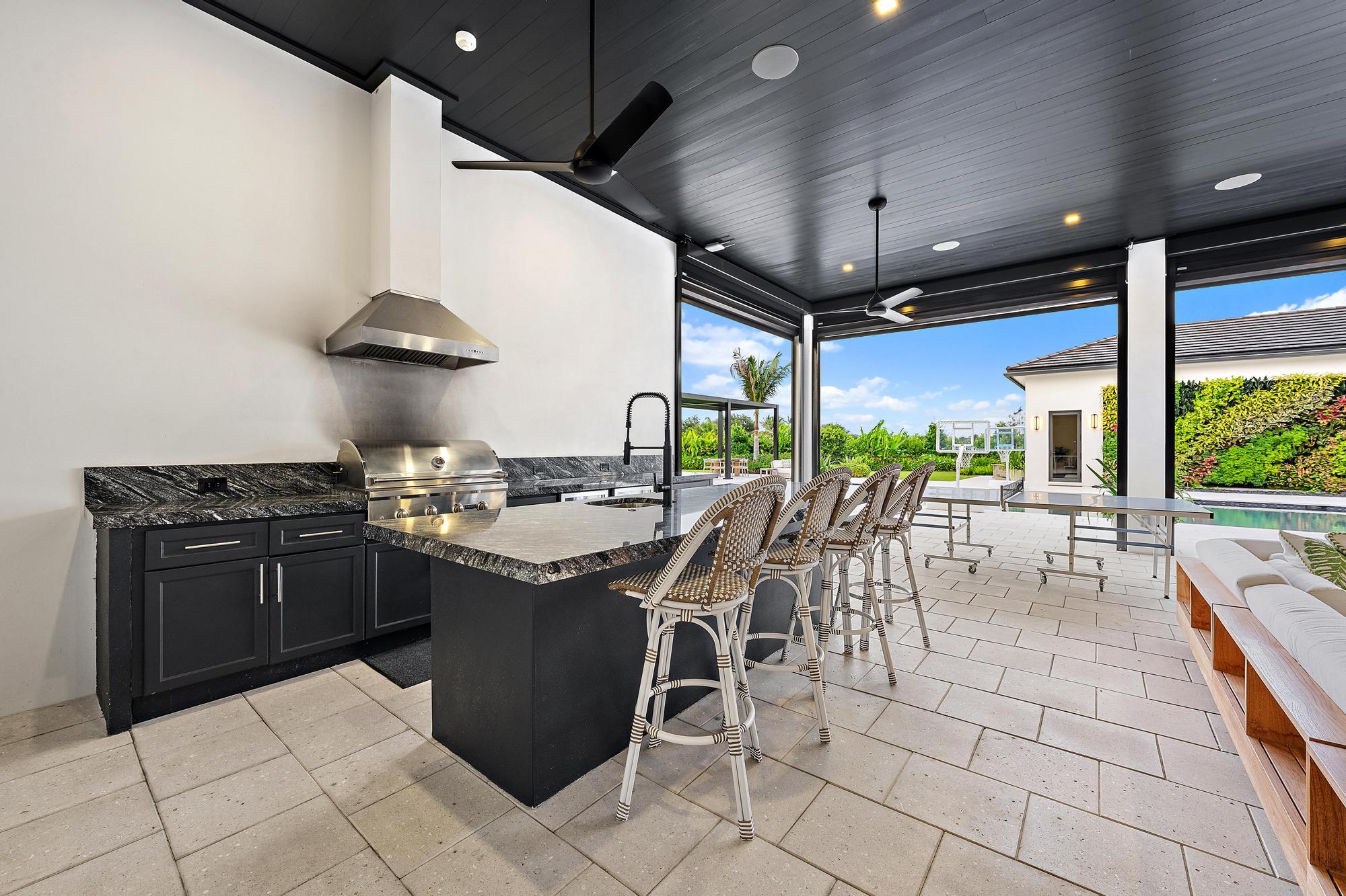 IBIS GOLF AND COUNTRY CLUB - Residential