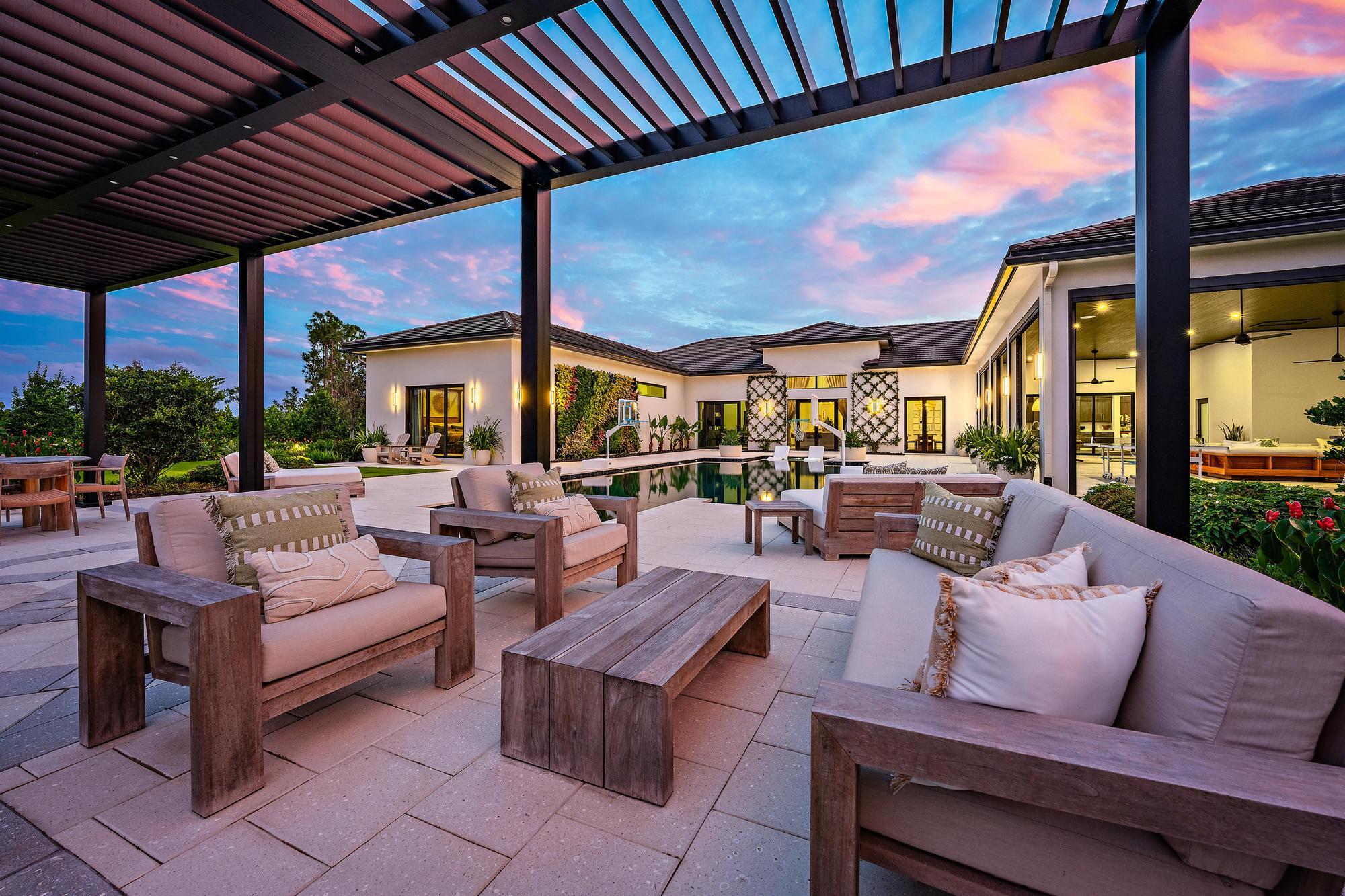 IBIS GOLF AND COUNTRY CLUB - Residential