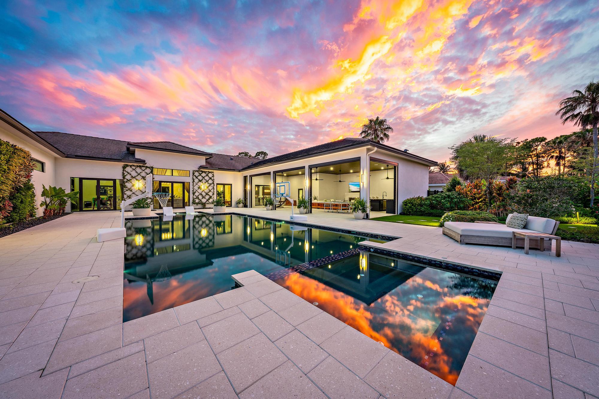 IBIS GOLF AND COUNTRY CLUB - Residential