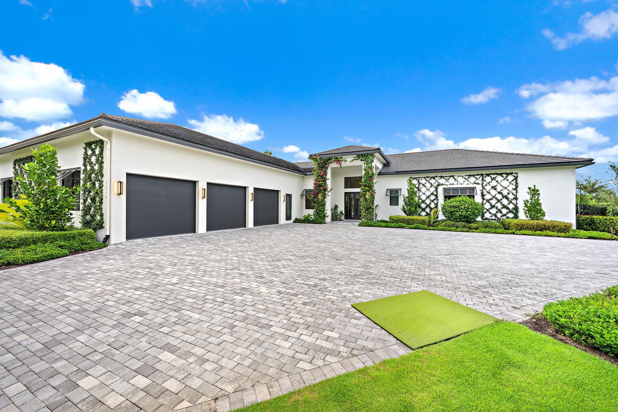 IBIS GOLF AND COUNTRY CLUB - Residential
