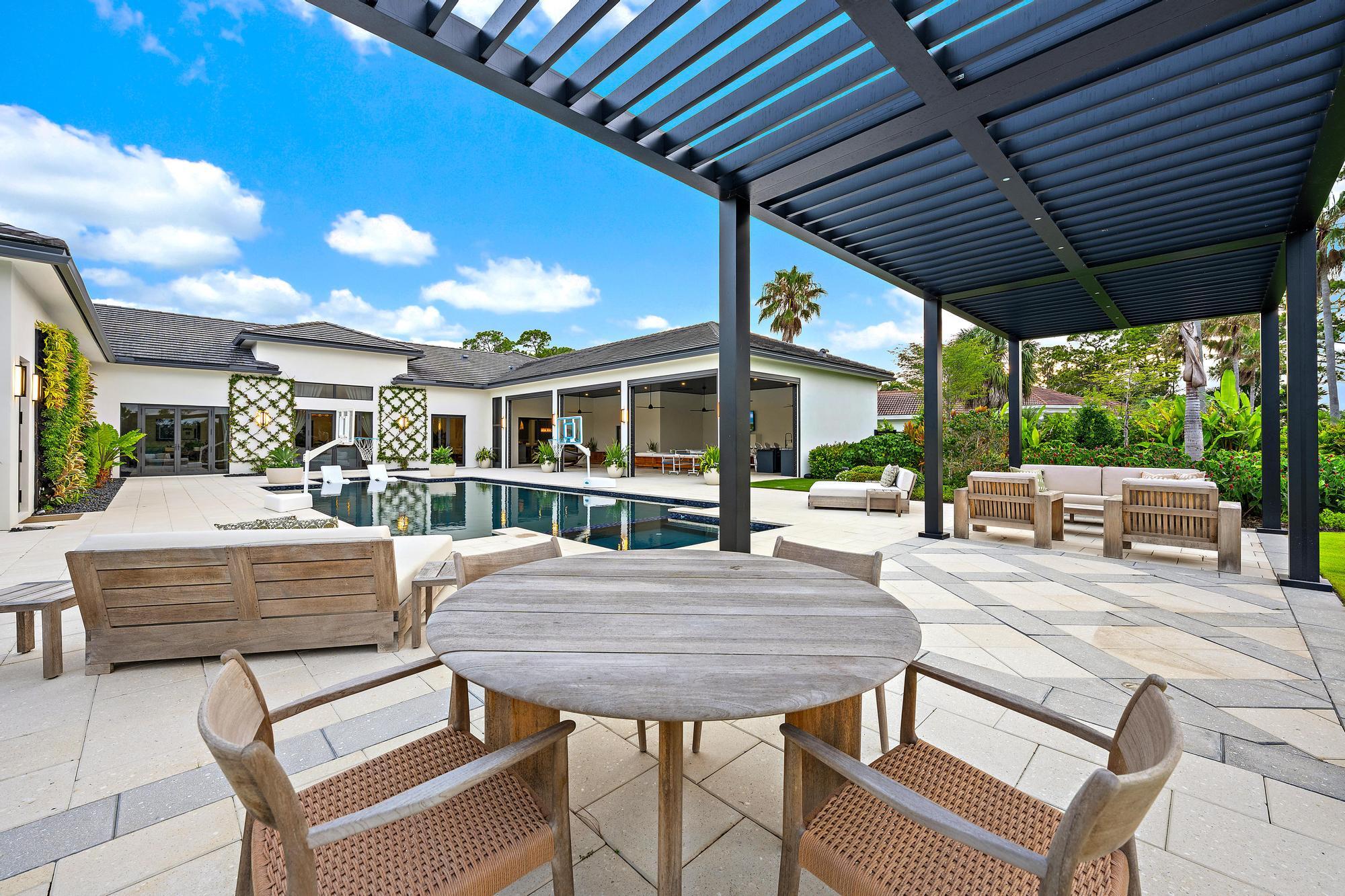 IBIS GOLF AND COUNTRY CLUB - Residential