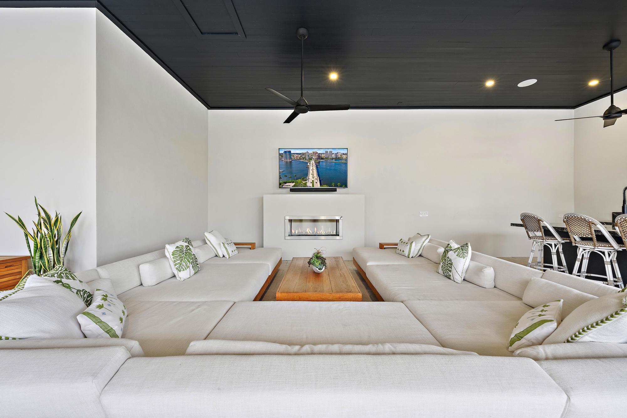 IBIS GOLF AND COUNTRY CLUB - Residential