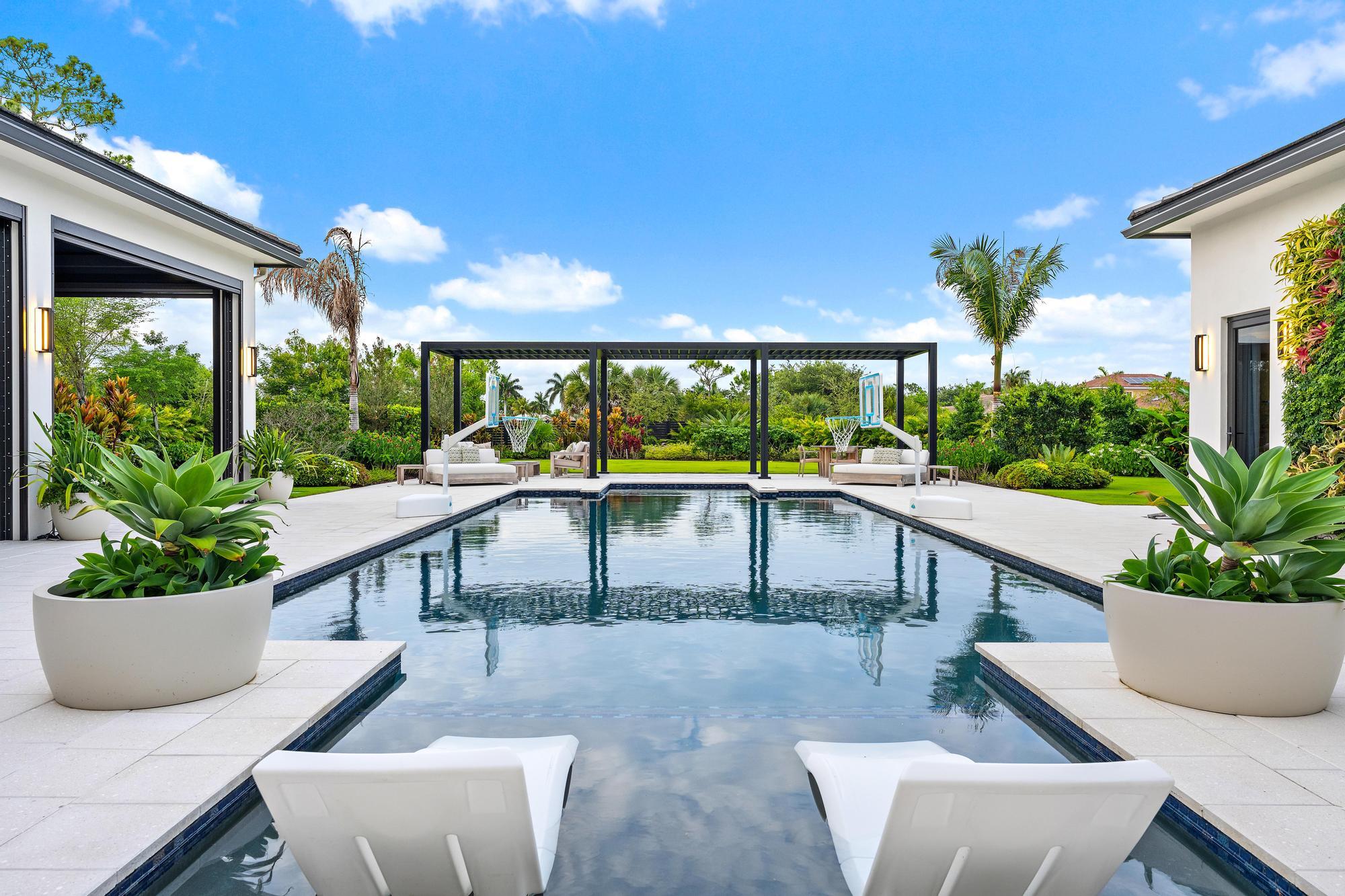 IBIS GOLF AND COUNTRY CLUB - Residential