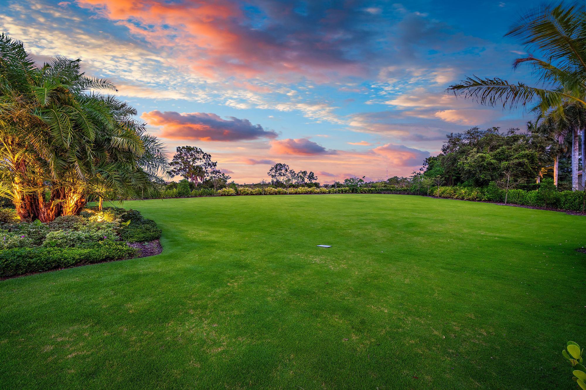IBIS GOLF AND COUNTRY CLUB - Residential