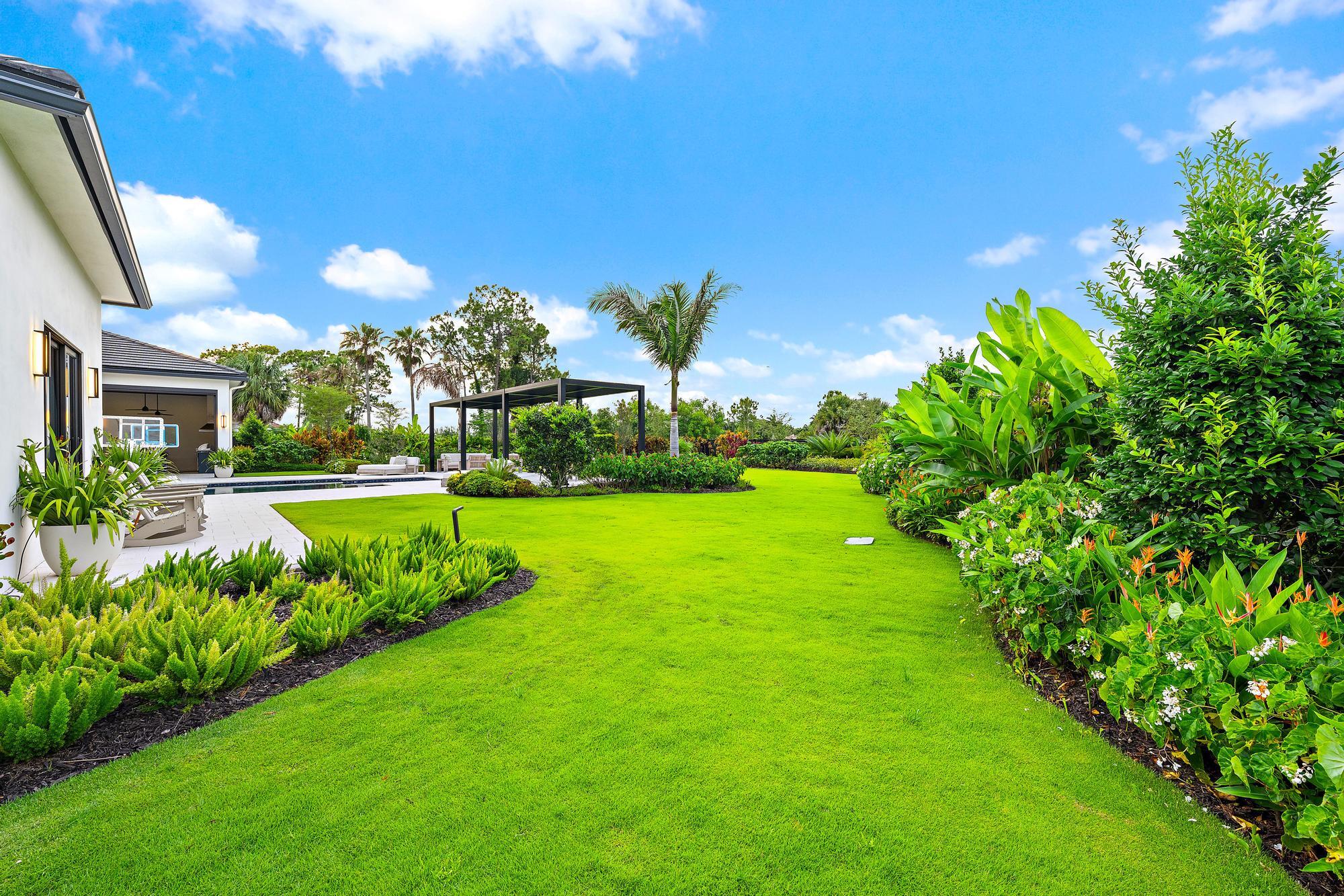 IBIS GOLF AND COUNTRY CLUB - Residential