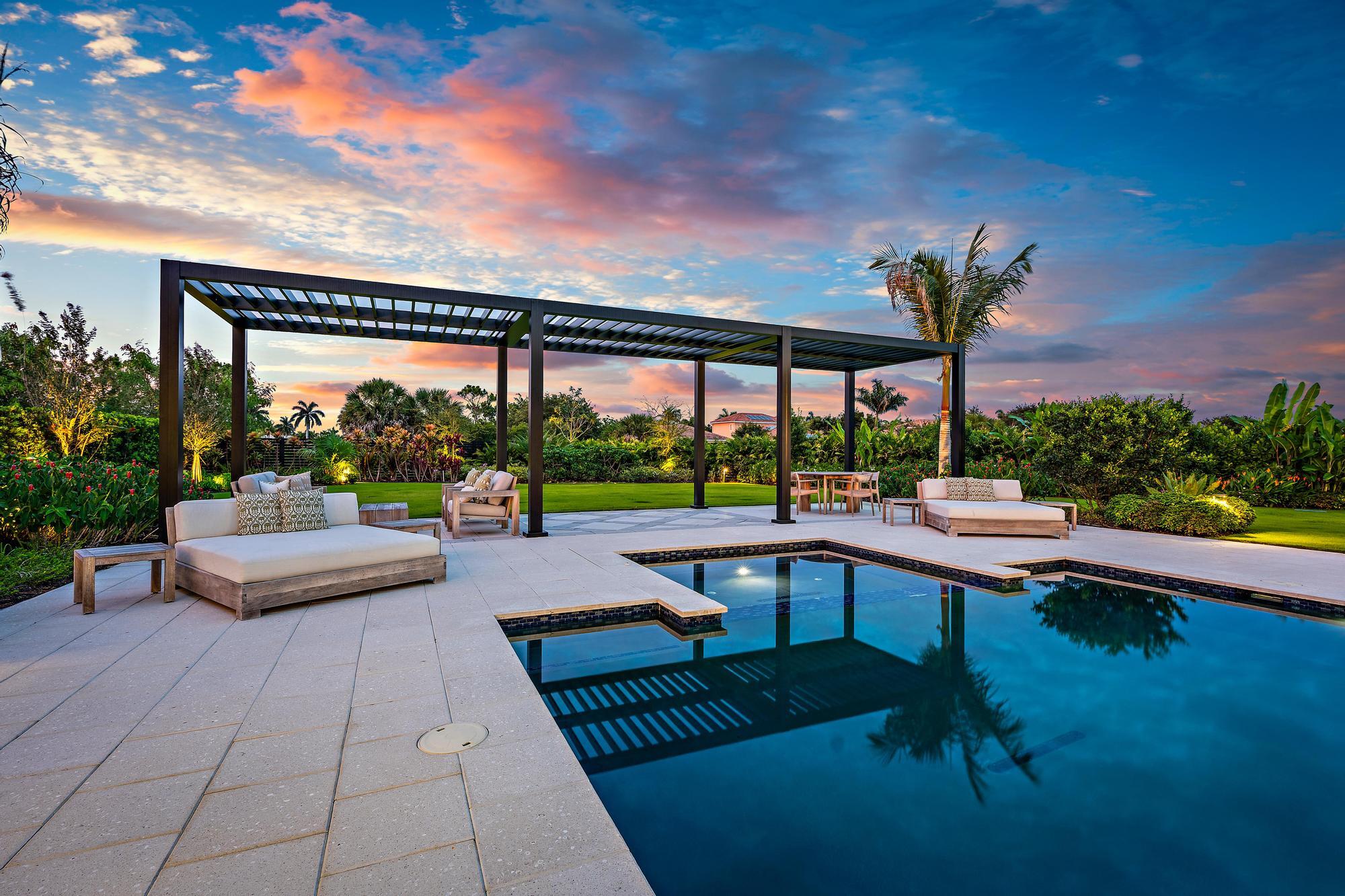IBIS GOLF AND COUNTRY CLUB - Residential