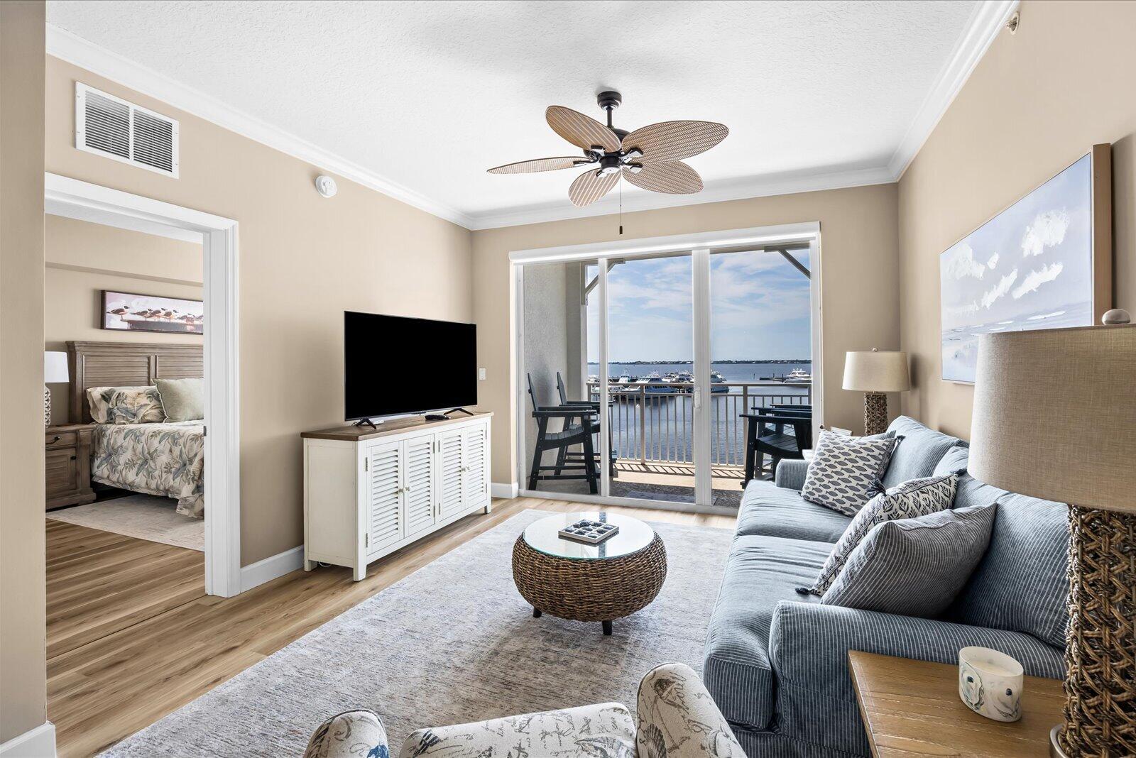 HARBORAGE YACHT CONDO - Residential