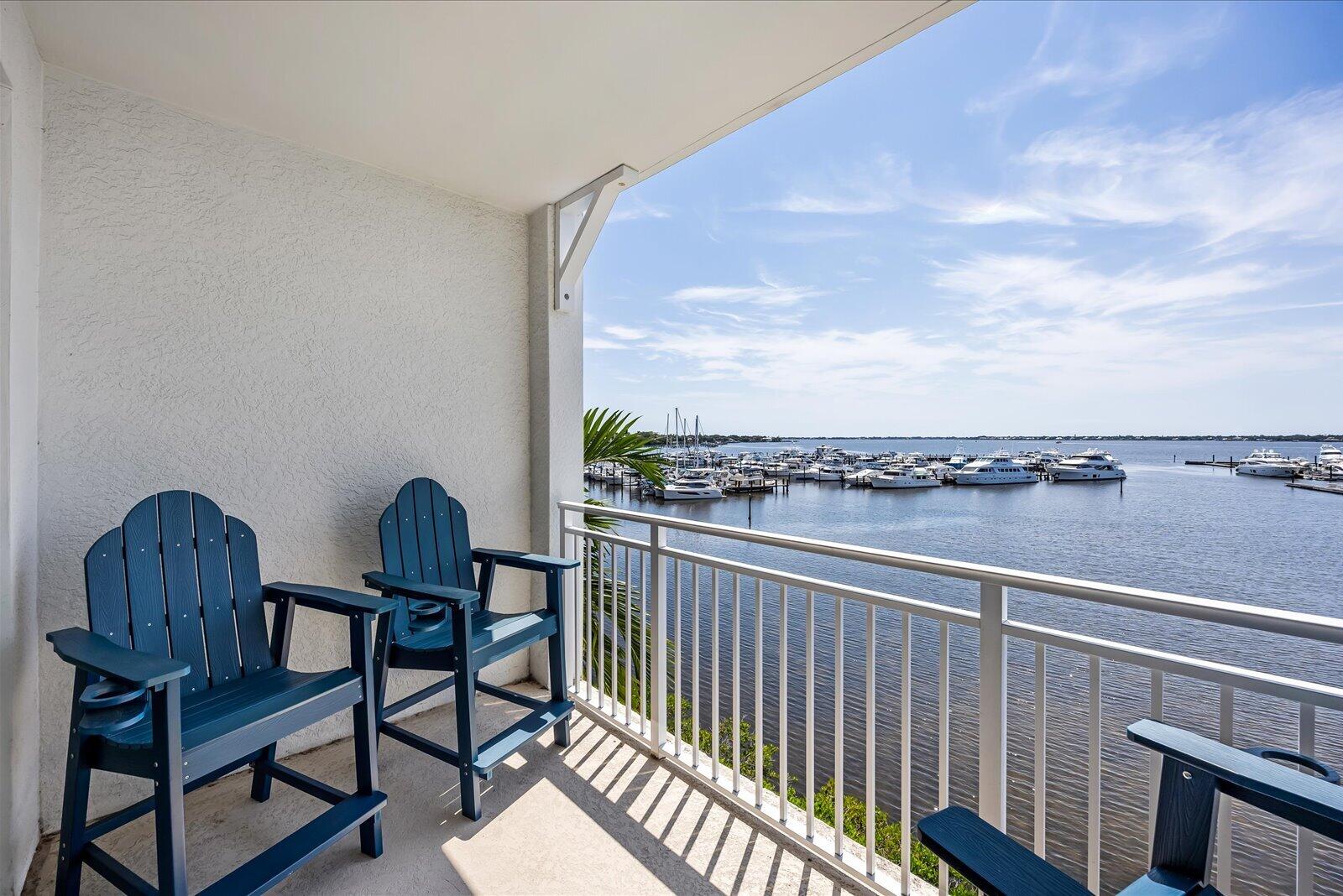 HARBORAGE YACHT CONDO - Residential