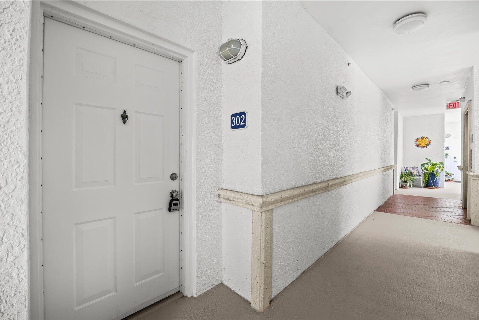 HARBORAGE YACHT CONDO - Residential