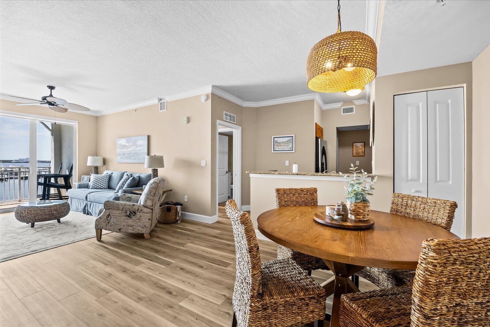 HARBORAGE YACHT CONDO - Residential