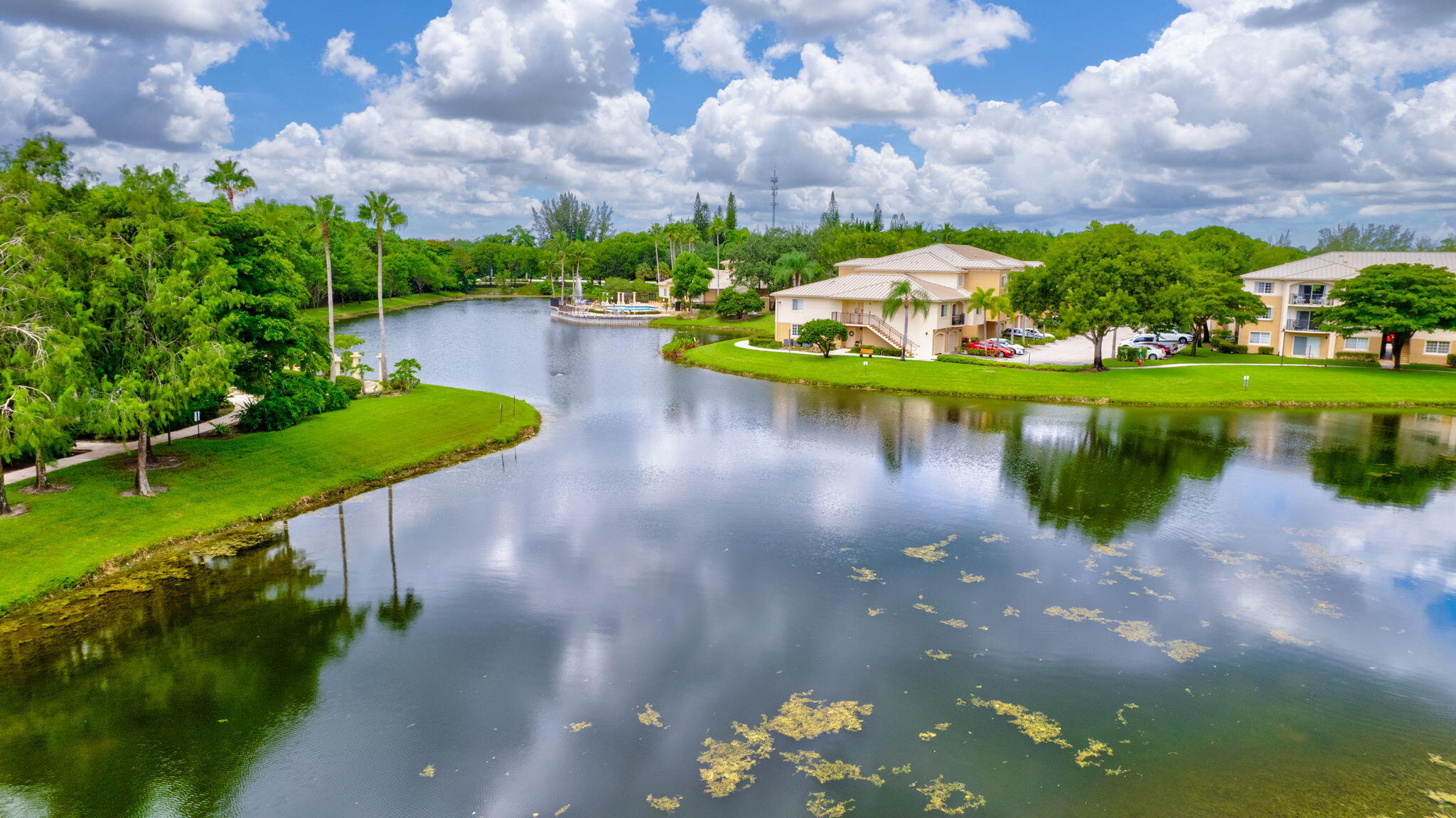 Welcome to your serene oasis! This stunning 2-bedroom, 2-bathroom condo offers breathtaking lake views that can be enjoyed from both the spacious living area and the private balcony. The open-concept design features modern finishes, with stainless steel appliances, and ample natural light throughout. Both bedrooms are generously sized, two walk in closets, and in unit laundry included! With access to community amenities, this condo encapsulates the perfect blend of luxury and tranquility, making it your ideal home.