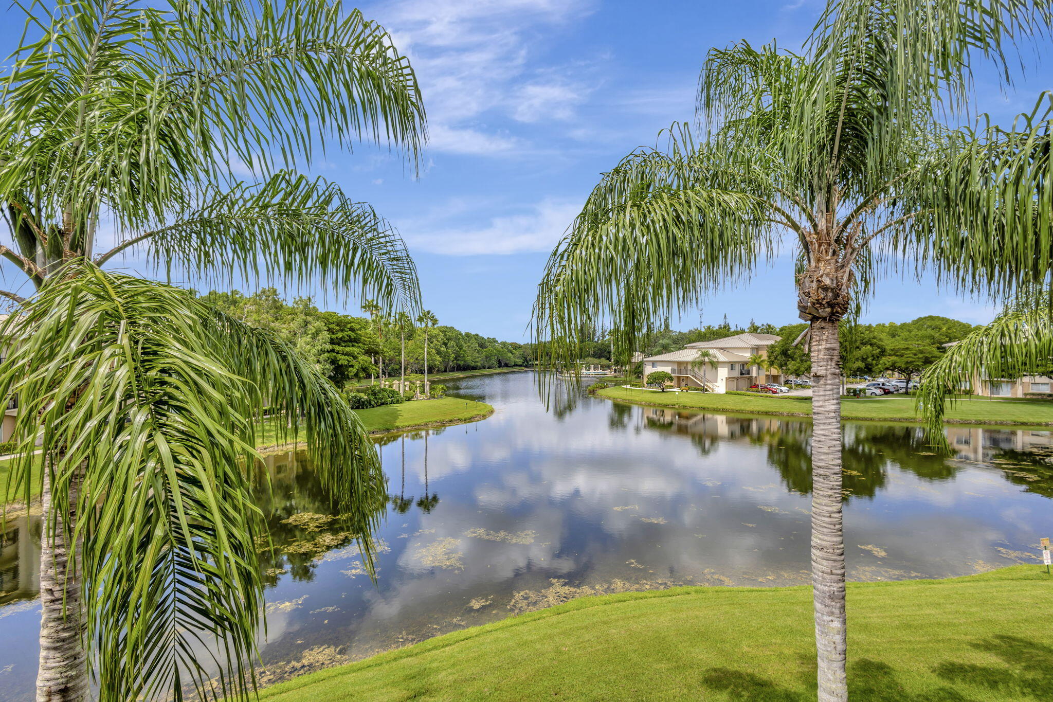 GRAND VIEW AT CRESTWOOD CONDO - Residential Lease