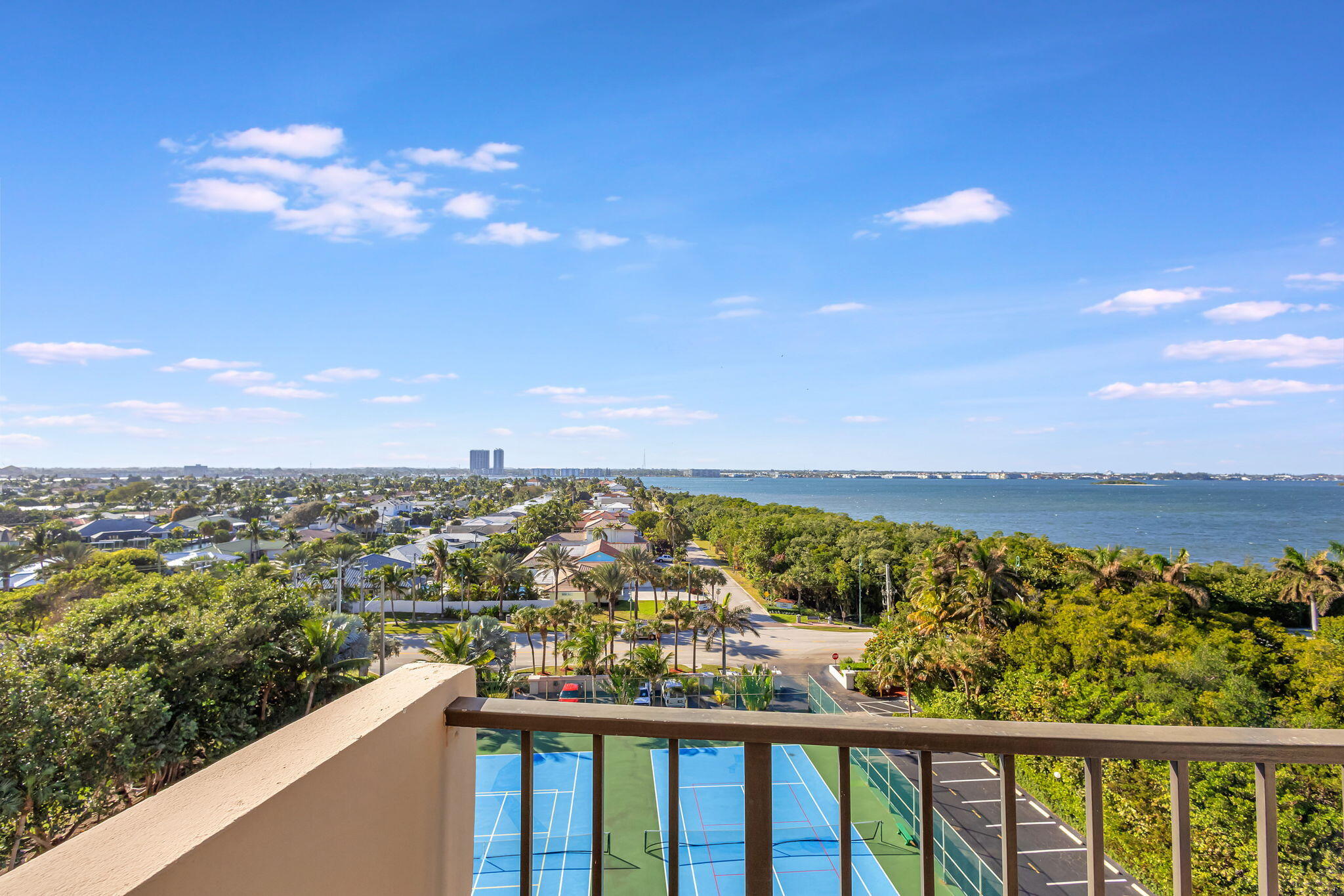 COTE D AZUR CONDO - Residential