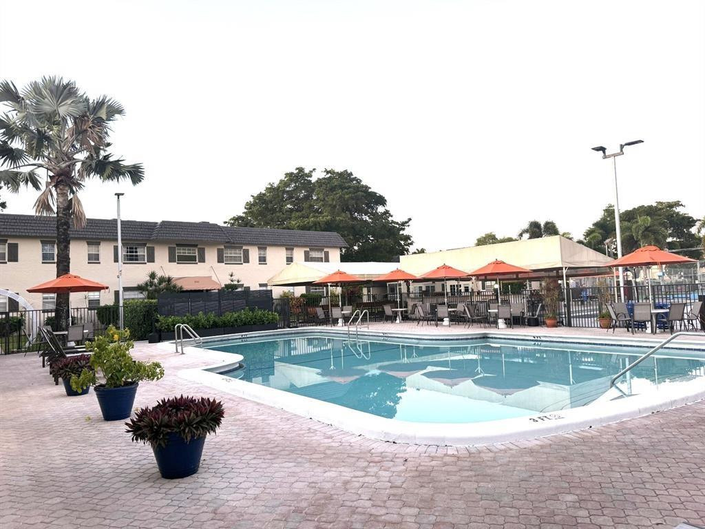 THE MEADOWS - Residential